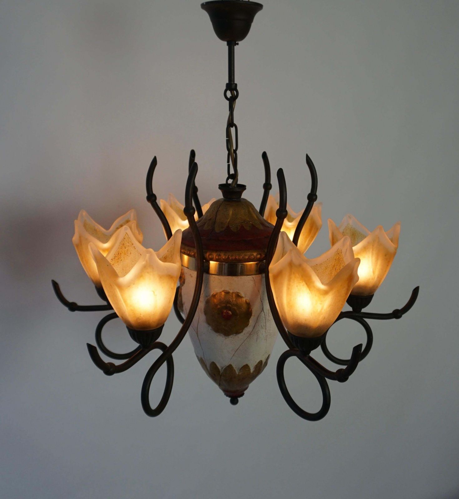 Lighting Elegant Italian Hollywood Regency Chandelier photo
