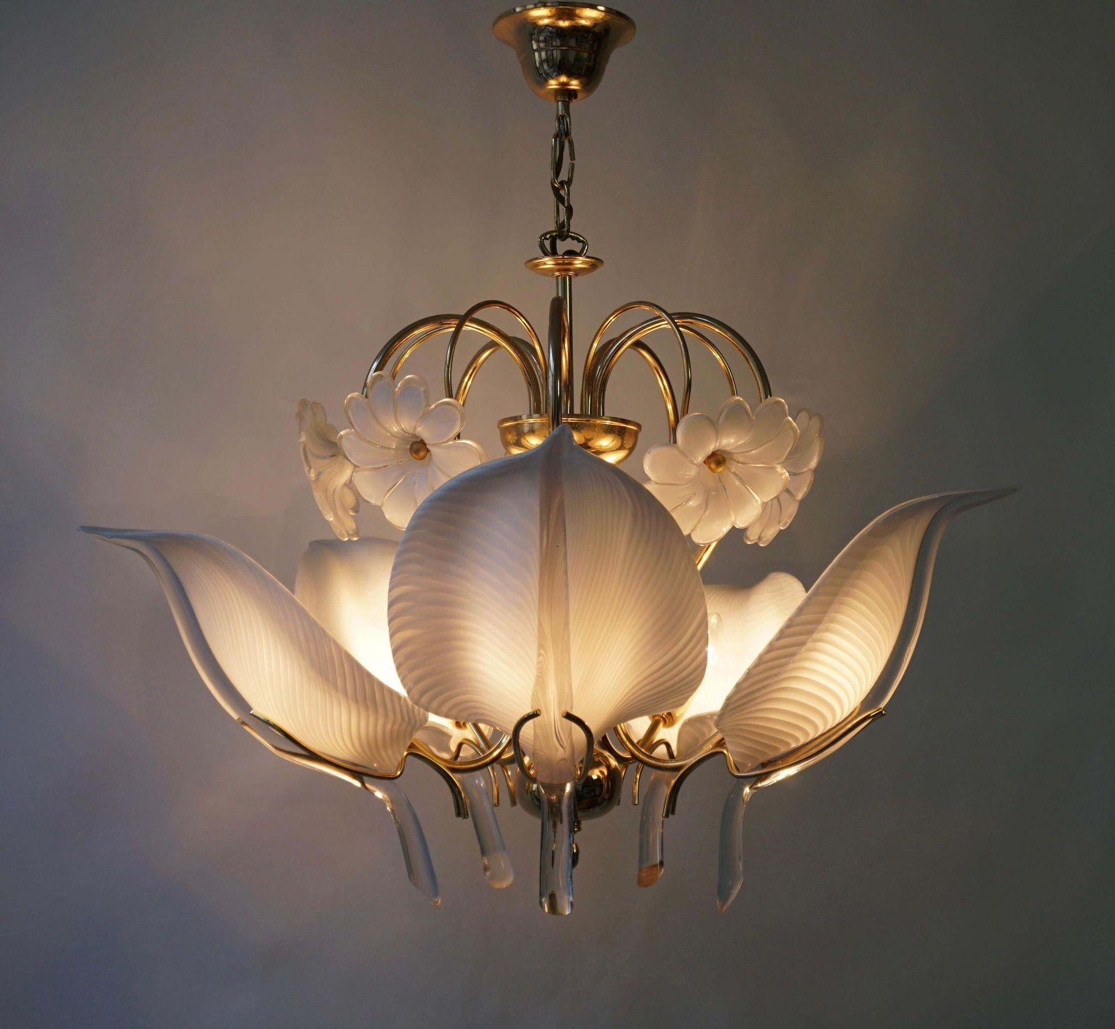 Franco Luce Chandelier In Brass And Glass Leaves And Flowers photo for sale