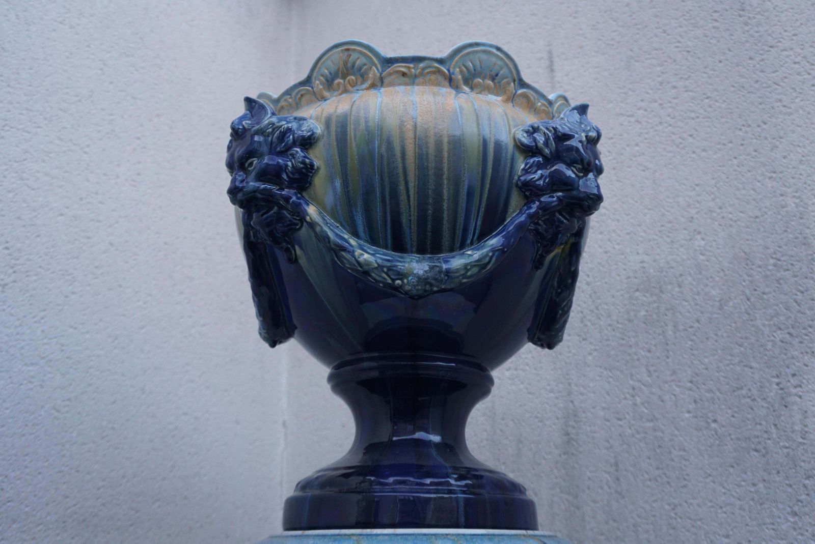 A Jardiniere On Column With Lion Head Decor In Flemish Earthenware Style photo 3653.0