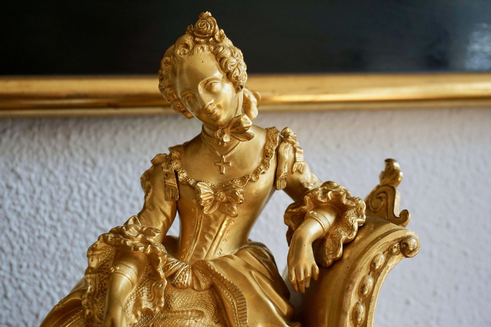 3318.0 Very Fine And Elegant Fire, Gilt Bronze Mantle Clock In The Romantic Taste photo