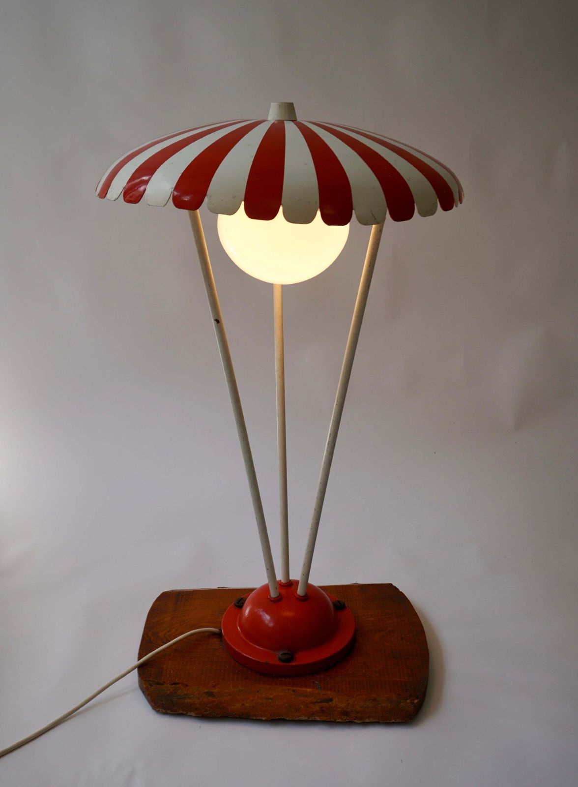 Charming Vintage Garden Lamp From The 1950s   Red And White photo for sale