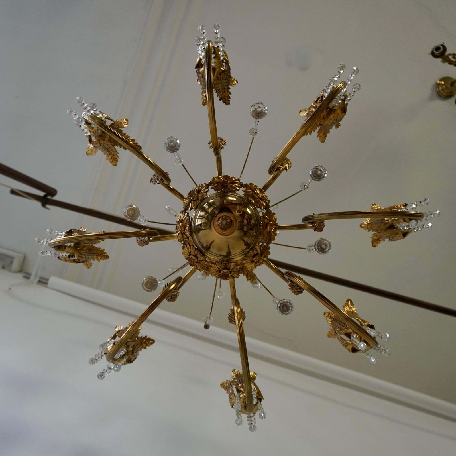Gilt Palm Leaf Hollywood Regency Chandelier With Crystal photo 1871.0