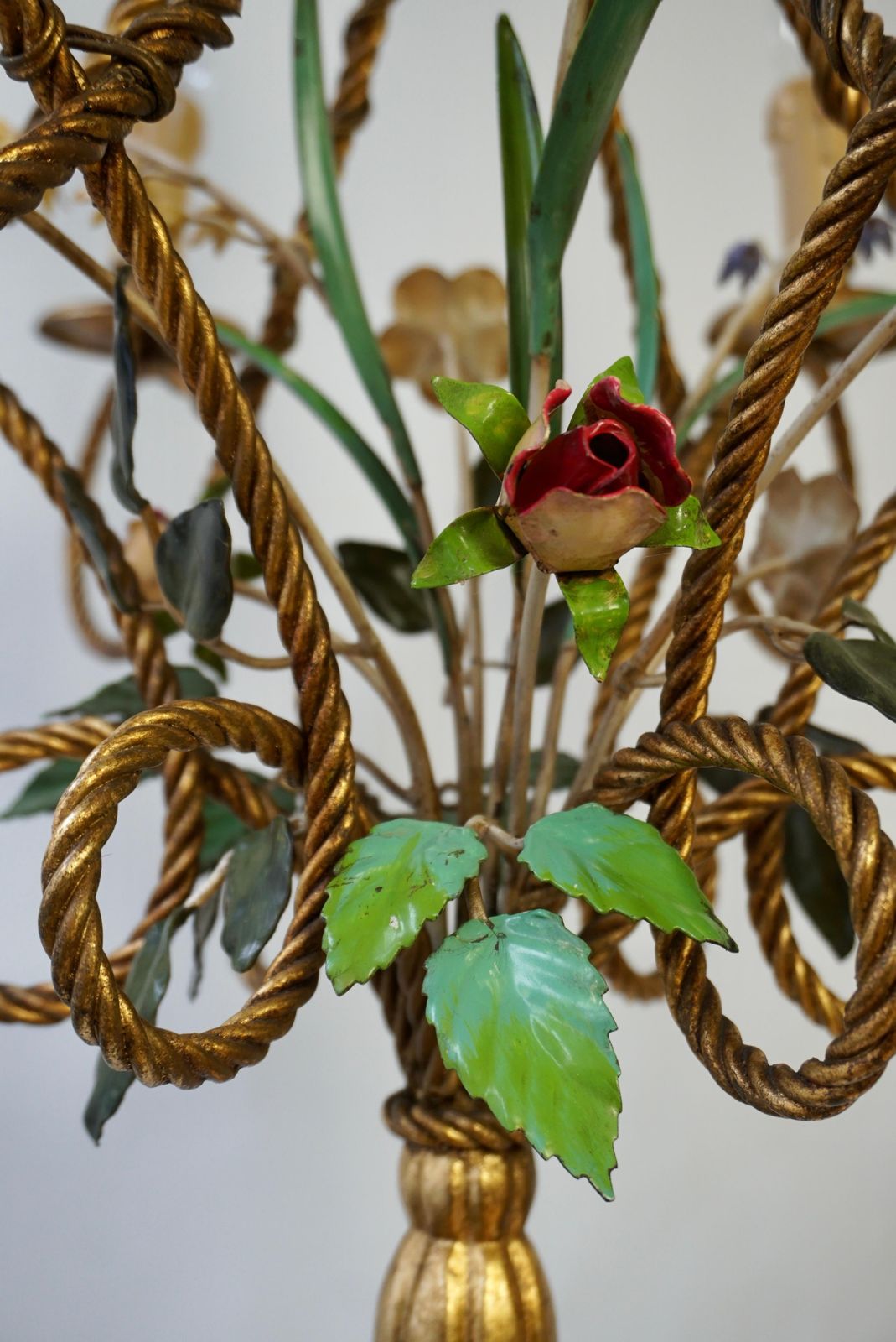 2 Italian Tole Flower Hollywood Regency Chandelier Florentine, 1950s photo vinterior