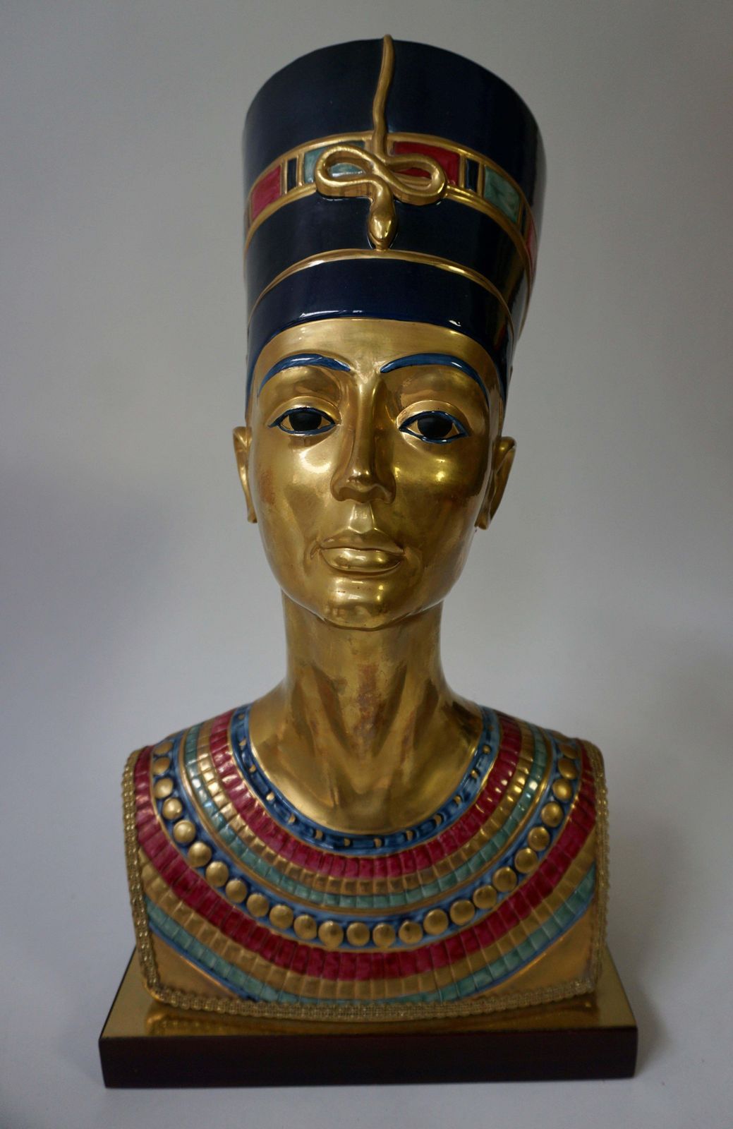 Egyptian Nefertiti Pharoh Queen Busts, Table Lamps By Edoardo Tasca photo 2038.0