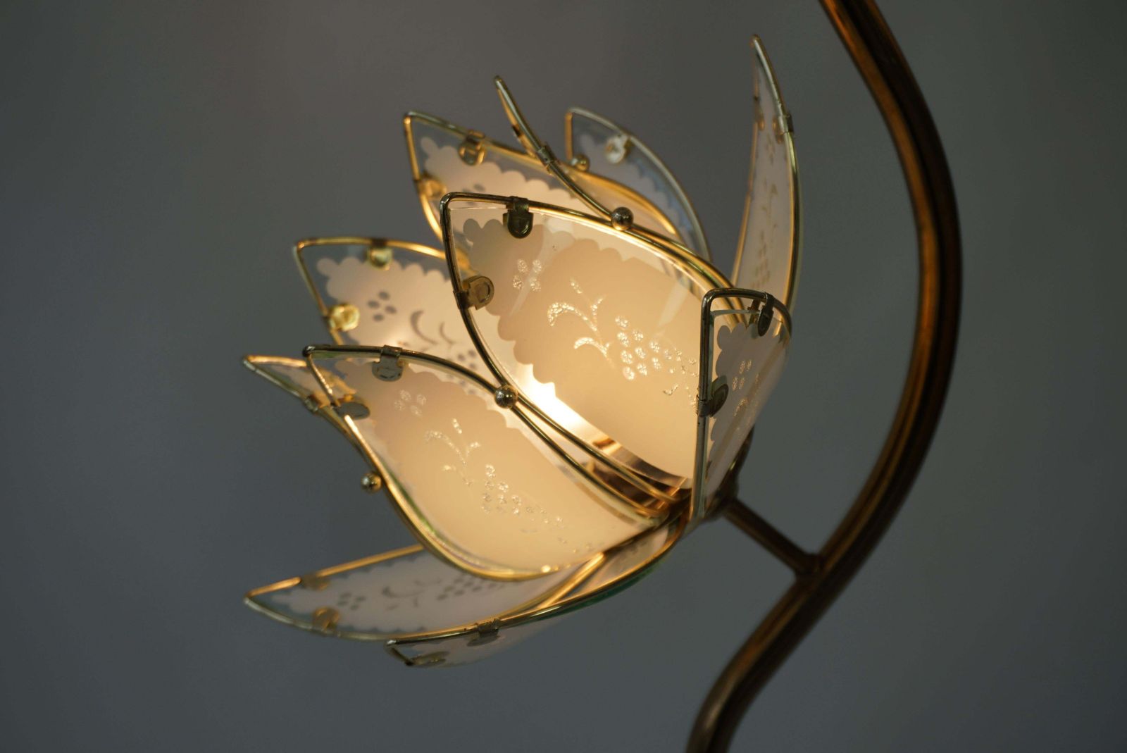 photo for sale Elegant Floor Lamp With Four Glass Lotus Flowers
