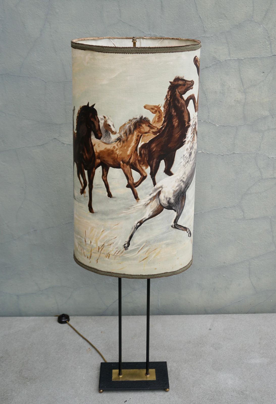 photo furniture Vintage American Western Cowboy Horse Lamp