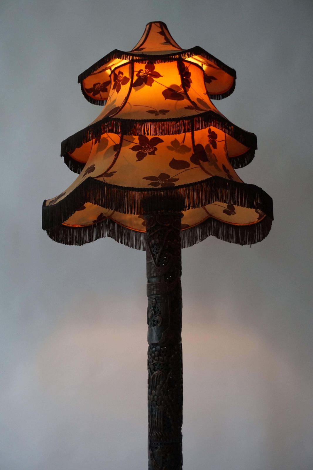 1920s Fine Antique Chinese Carved Floor Lamp With Pagoda Shade photo buy