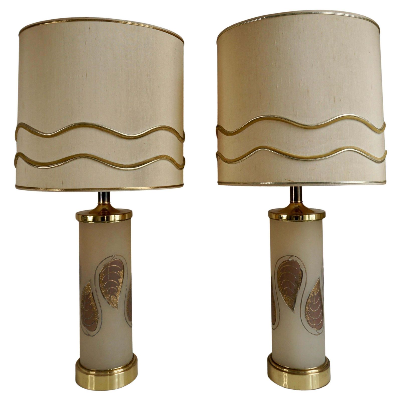Pair Of 1970s Hollywood Regency Art Glass And Gilt Murano Glass Lamps