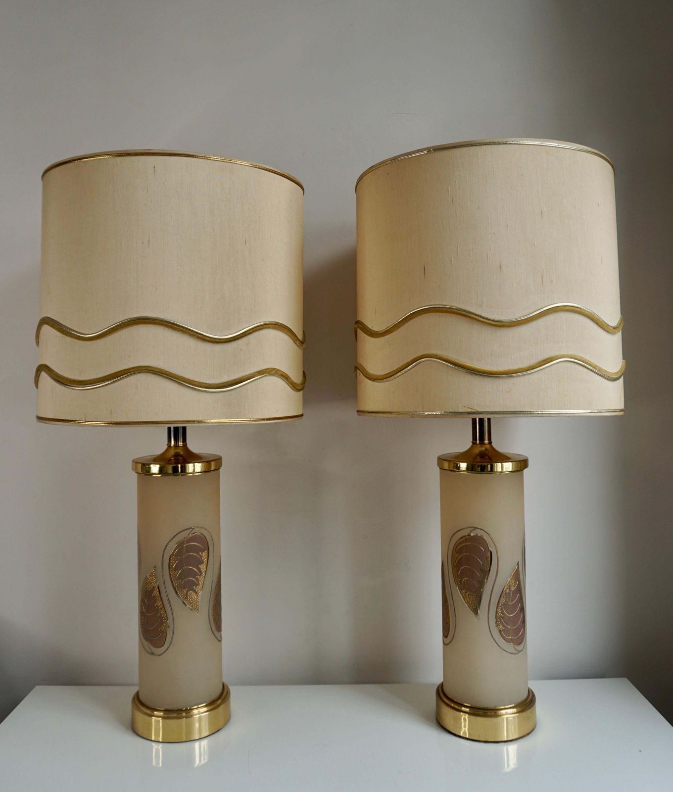 Pair Of 1970s Hollywood Regency Art Glass And Gilt Murano Glass Lamps photo Lighting
