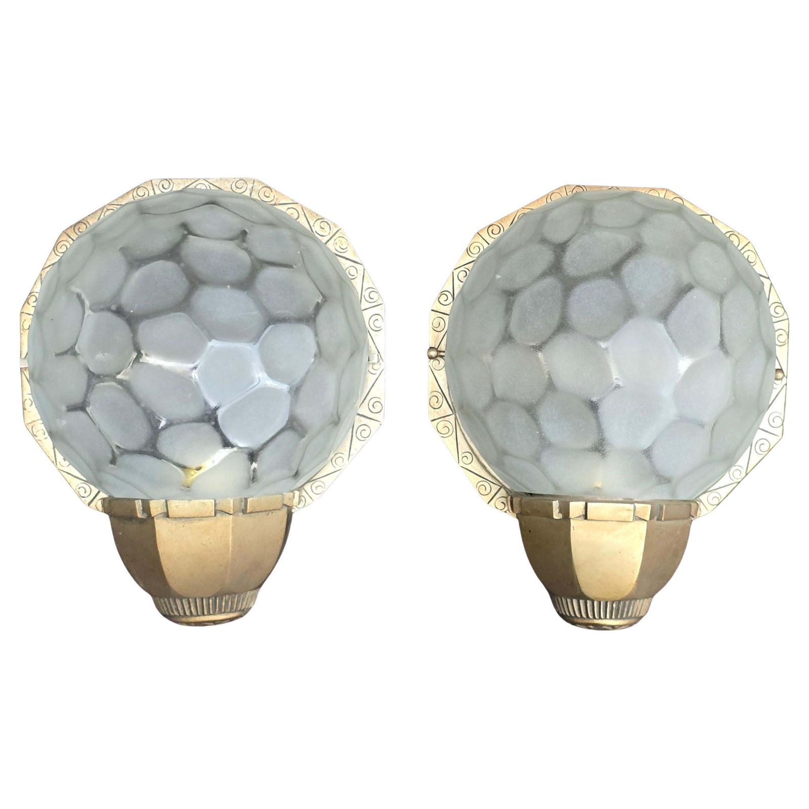Pair Of French Art Deco Wall Lights By Genet Et Michon, Paris photo Lighting