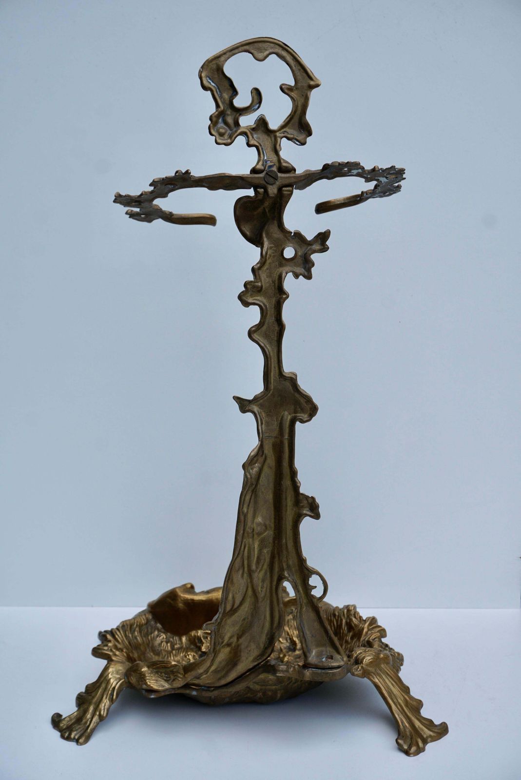 photo furniture French Napoleon III Bronze Umbrella Stand With Hunt Motifs