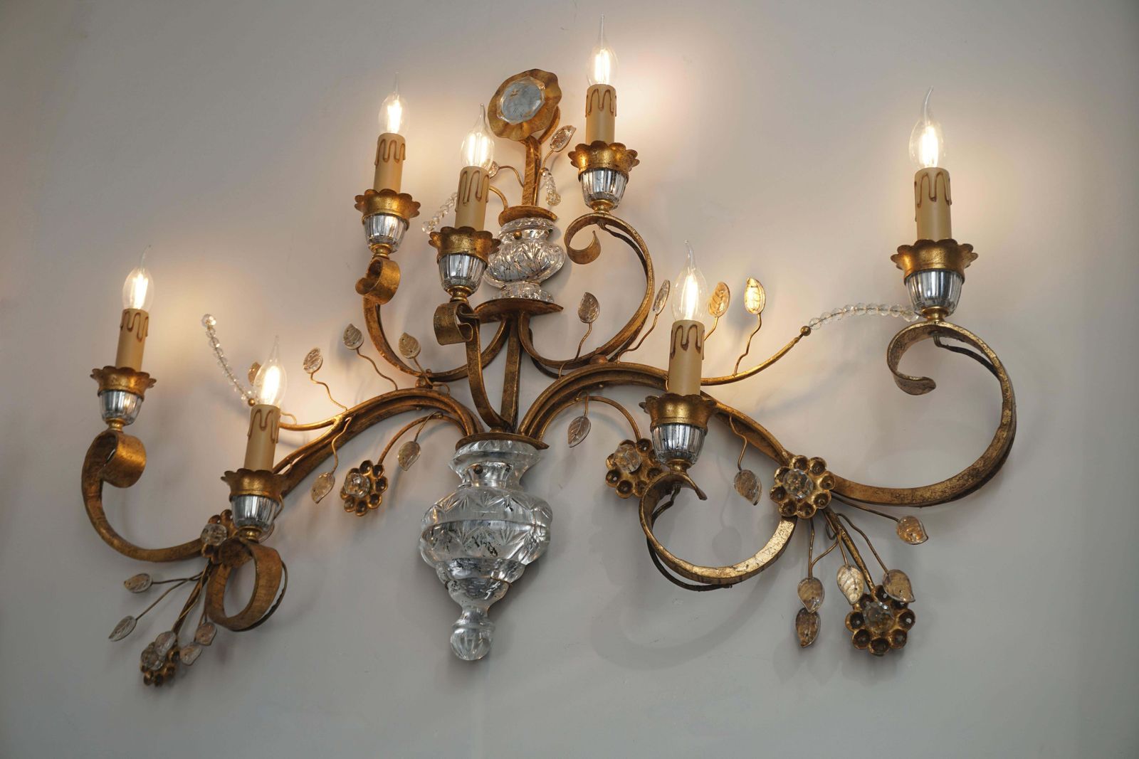 Gilded Metal Leaf And Glass Flower Wall Sconce Light Fixture photo buy
