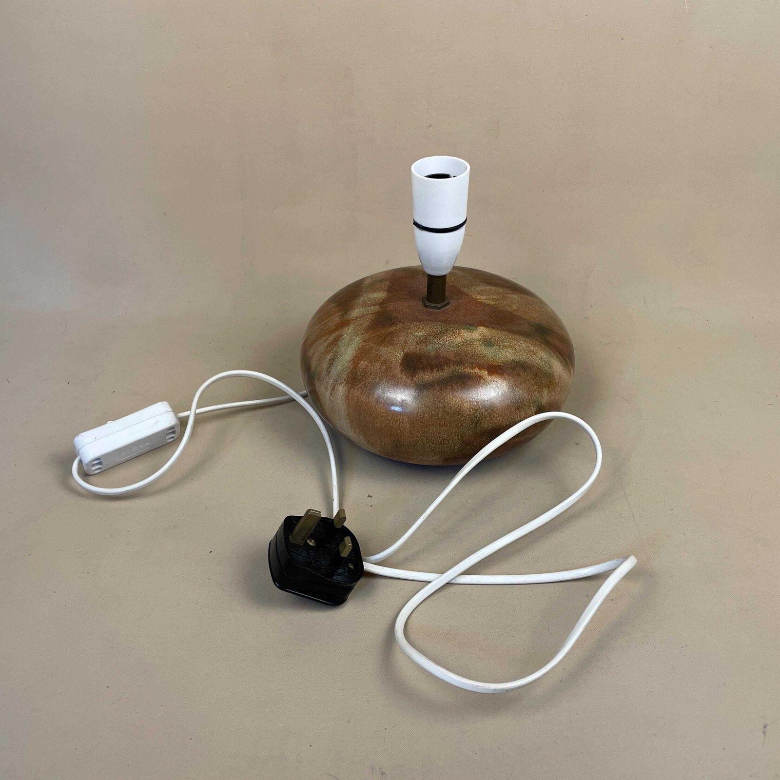 photo for sale Vintage Ceramic Lamp Light Bedside Table Abstract Painted Pattern Brown Earthy Retro Side Antique Porcelain Vase Medium Classic Pottery