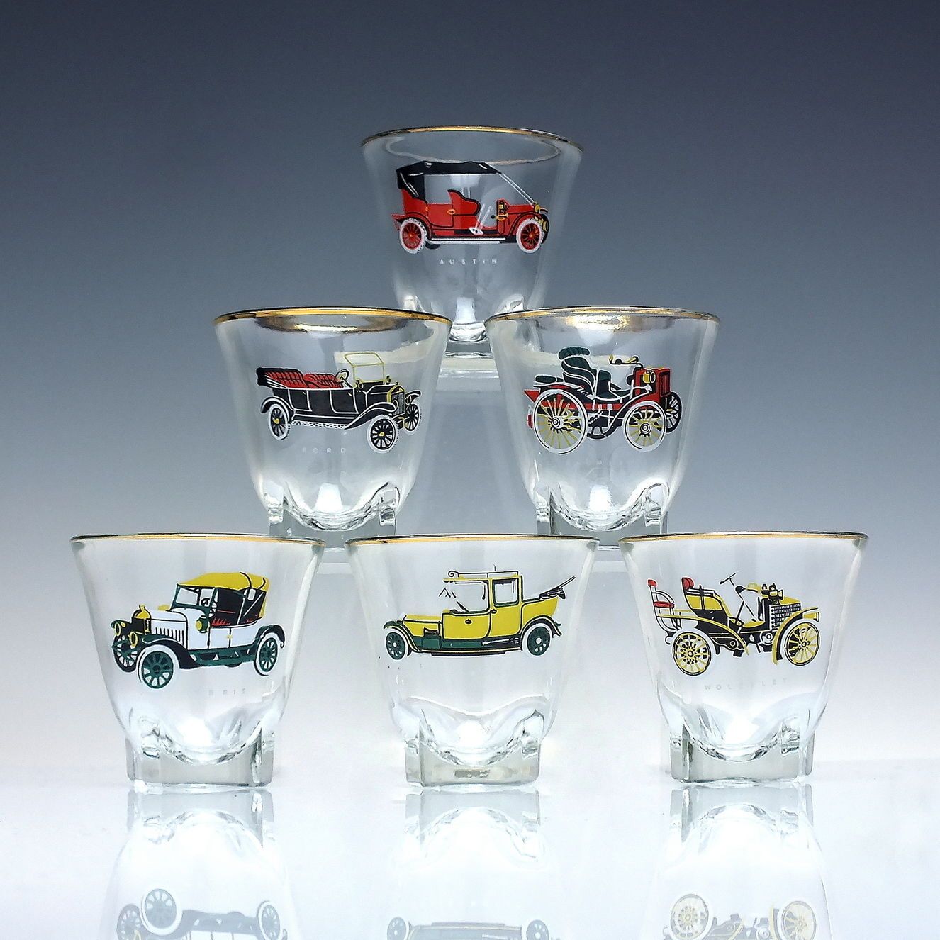 Vintage Car Glass Decanter & Six Shot Glasses C1950 70 photo furniture