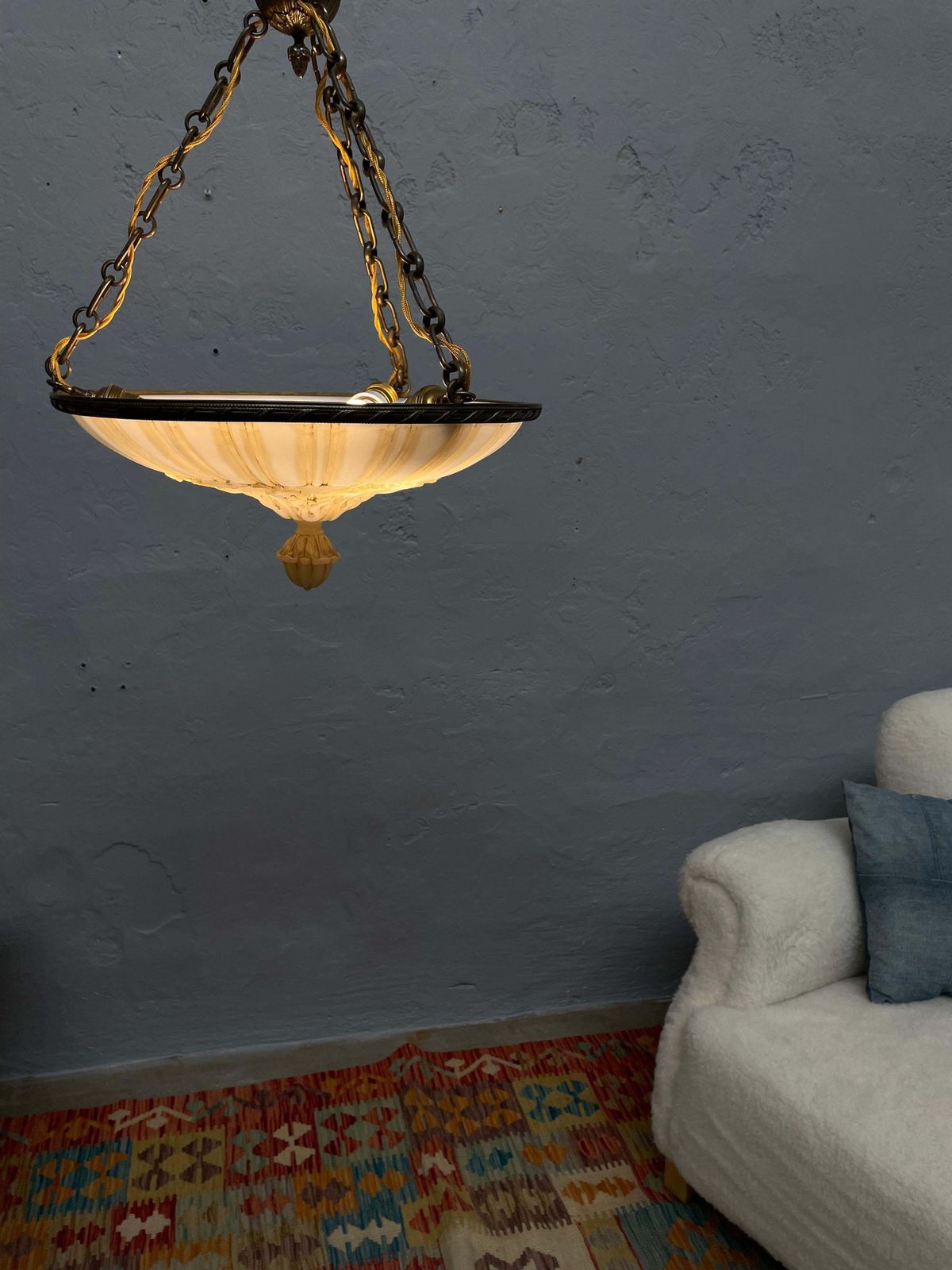 photo vinterior Antique Glass Alabaster Plafonnier Chandelier