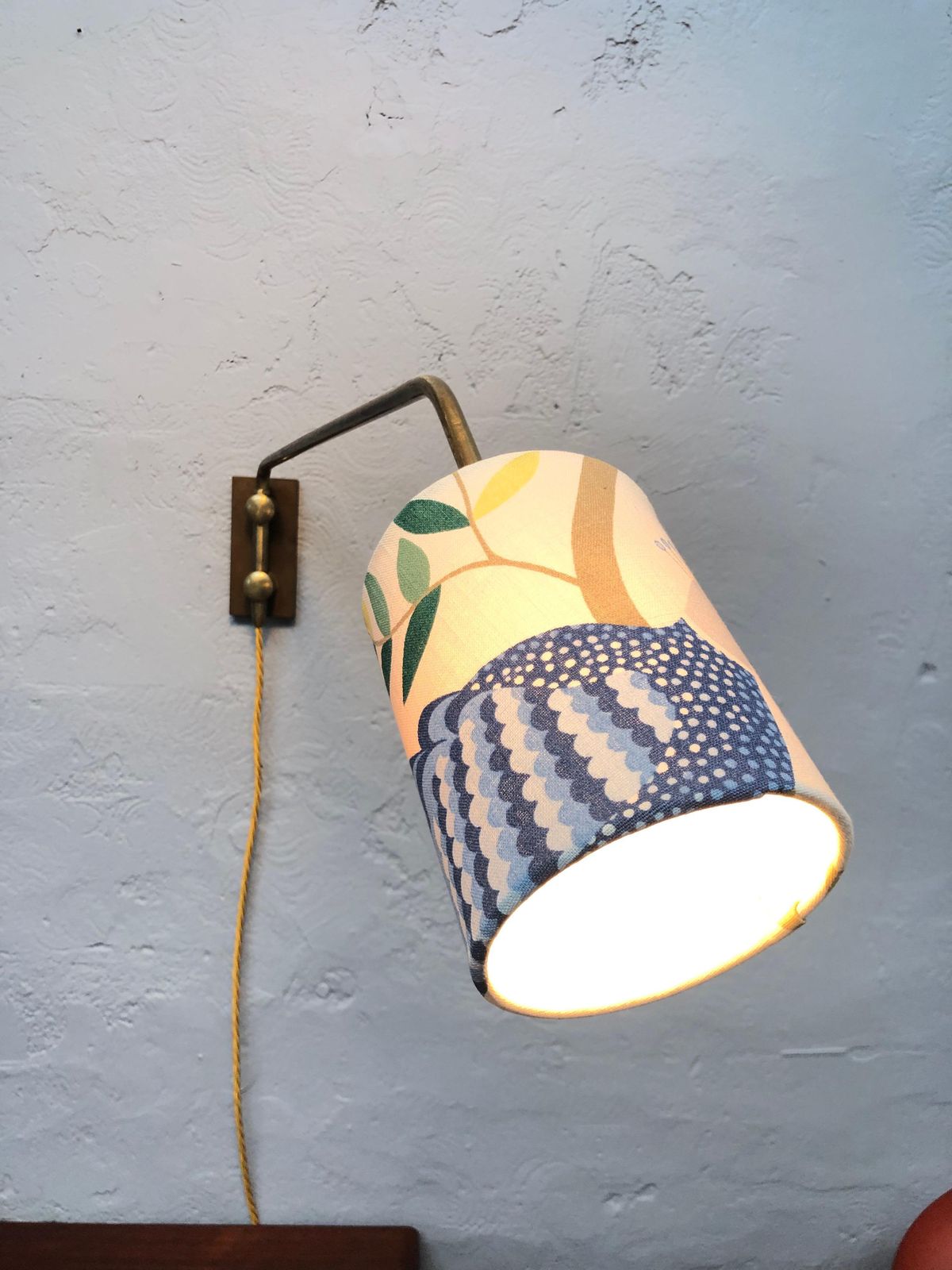 photo vinterior Midcentury Danish Brass Wall Lamp