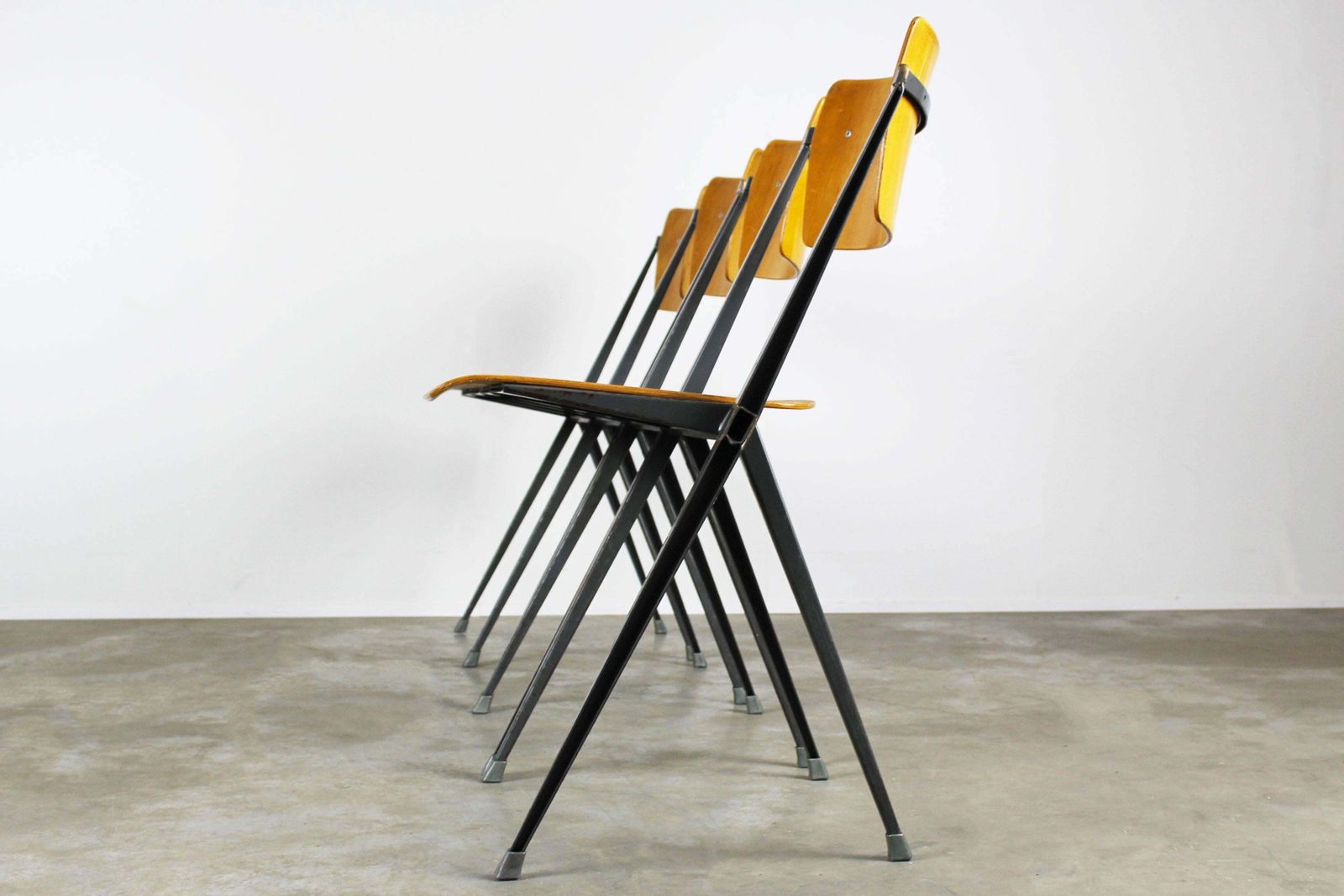 Set Of Four Pyramid Chairs Designed By Wim Rietveld For Ahrend De Cirkel, 1963 photo Furniture