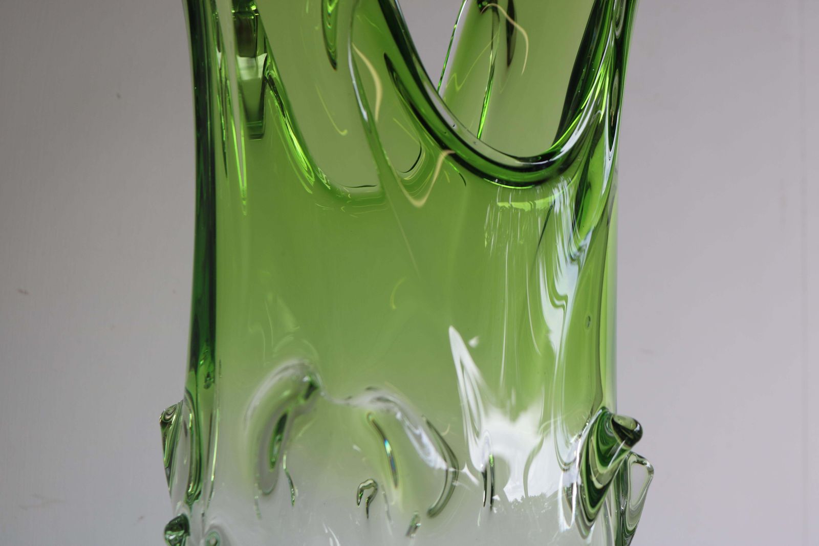 Home Decor Large 5.4kg Italian Murano Glass Vase Attr. Fratelli Toso 1950 Green Sommerso photo
