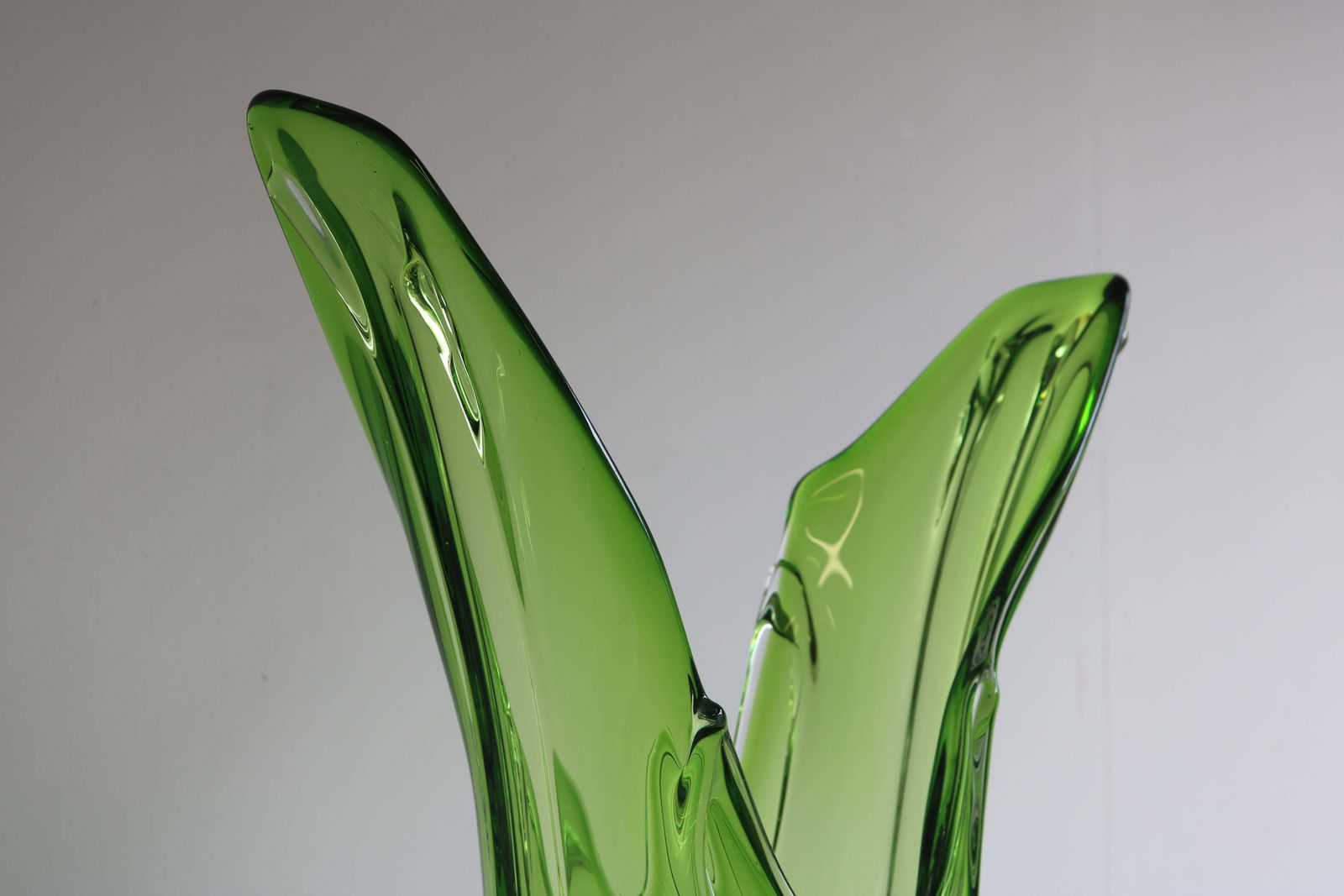 photo vinterior Large 5.4kg Italian Murano Glass Vase Attr. Fratelli Toso 1950 Green Sommerso
