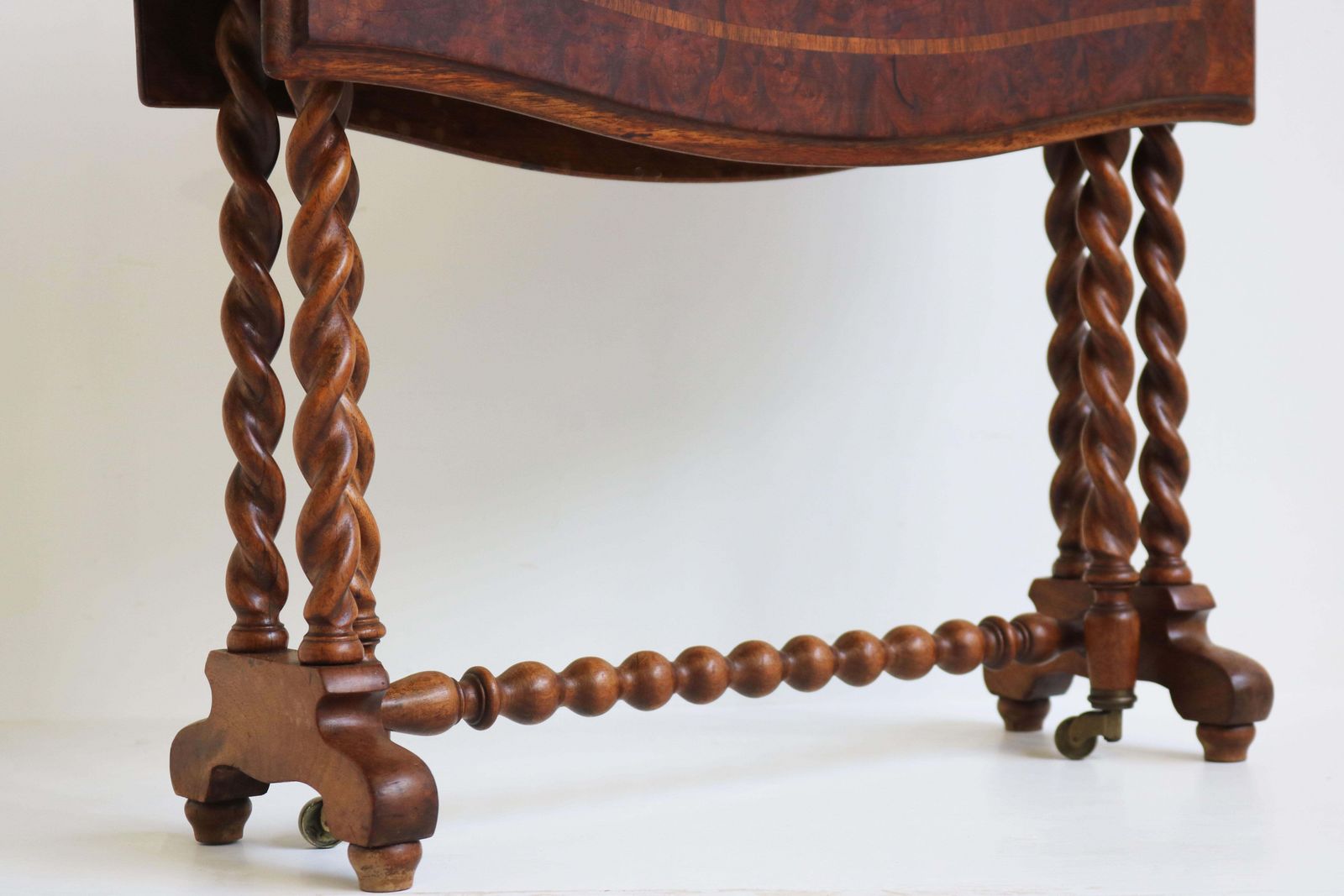 Antique English Barley Twist Foldable Table / Gate Leg Table 19th Century Burl photo Furniture