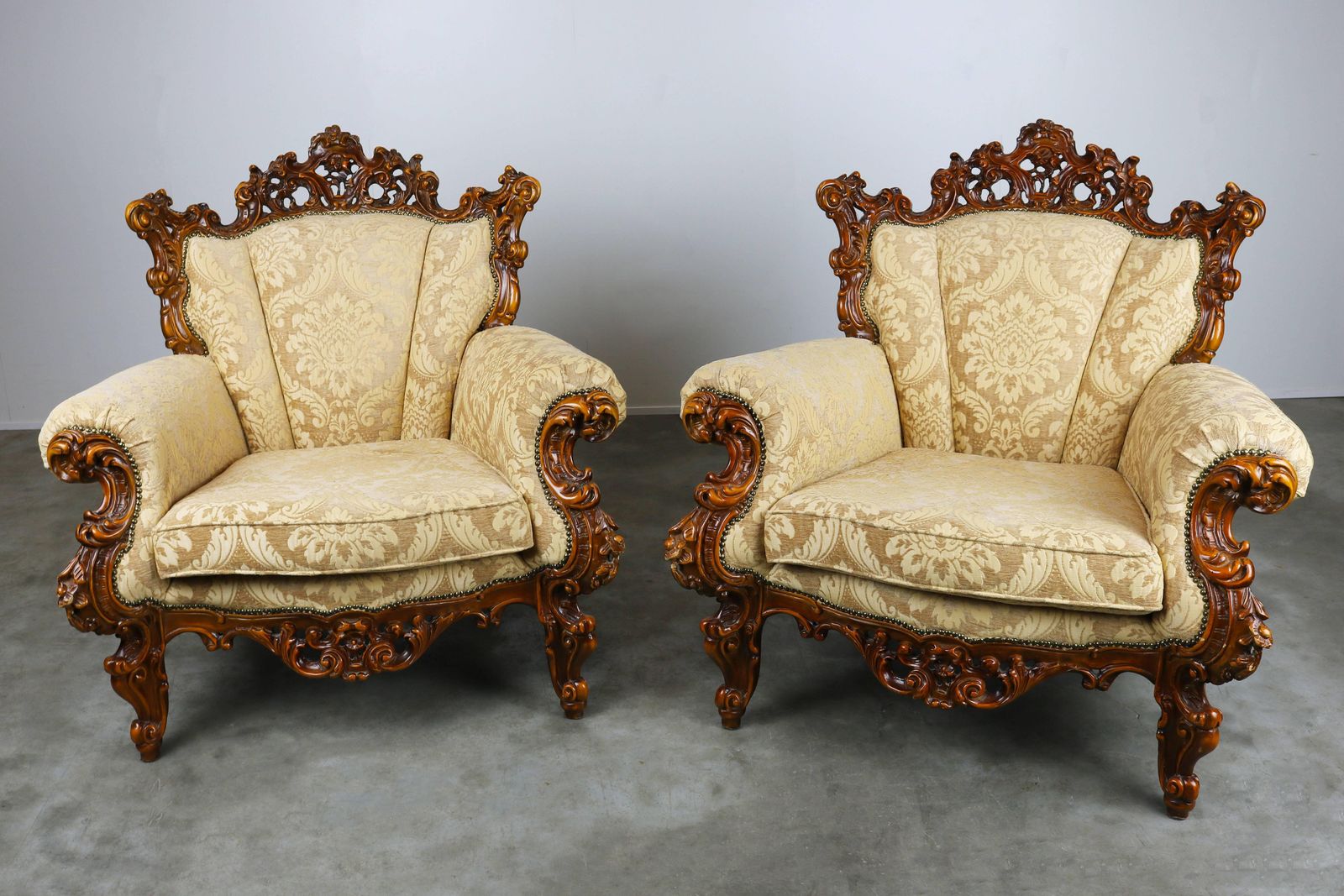 Luxurious Antique Italian Lounge Chairs In Rococo / Baroque Style Brown Beige photo buy