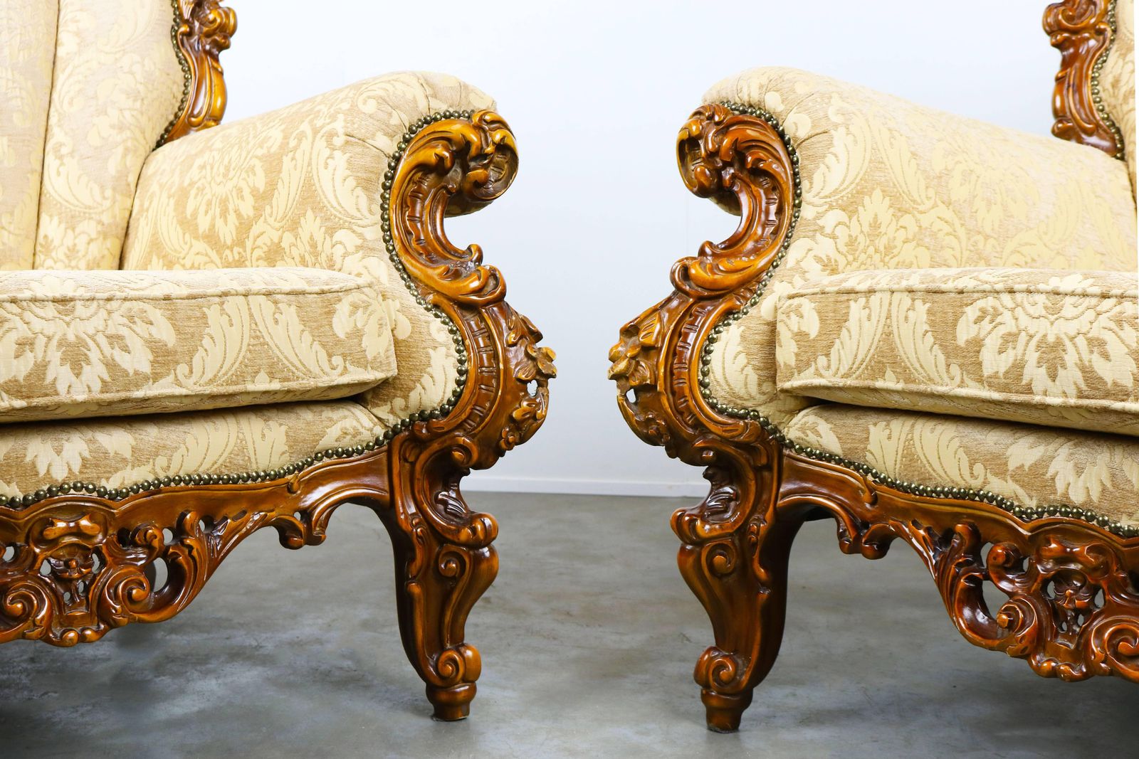 Meubels Antieke Italiaanse Loungstoelen In Rococo / Barok Stijl – Bruin/Beige photo