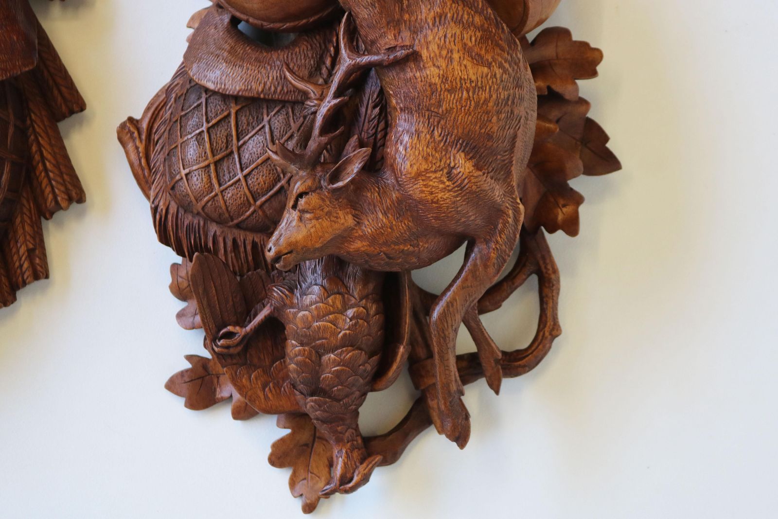 Pair Of 19th Century Swiss Carved Black Forest Trophy Plaques Hunting Deer Stag photo vinterior