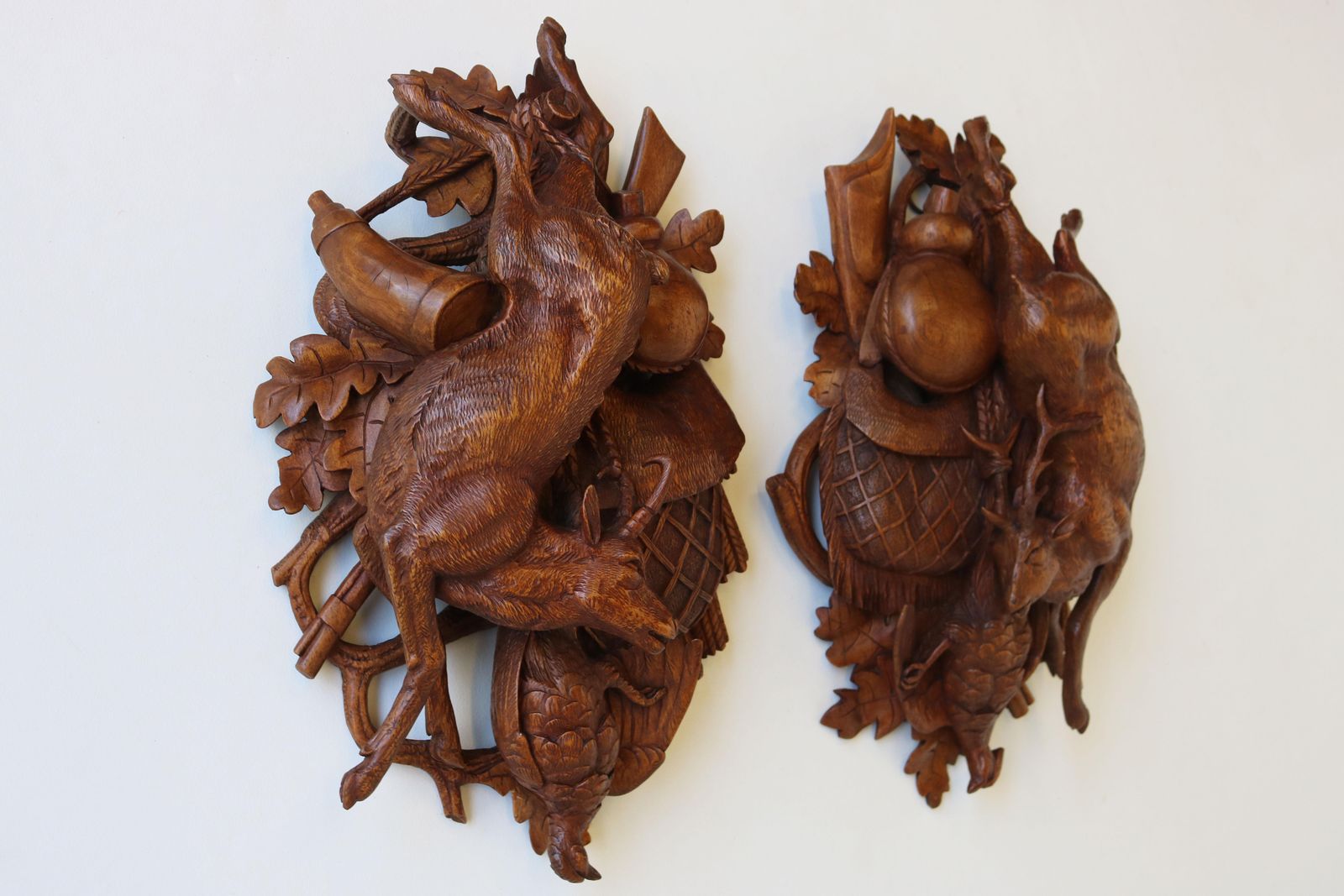Pair Of 19th Century Swiss Carved Black Forest Trophy Plaques Hunting Deer Stag photo vintage