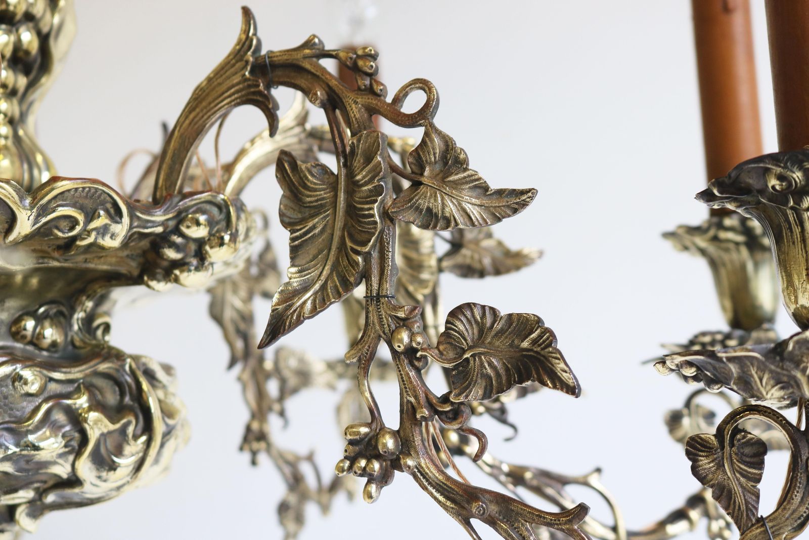 French Art Nouveau Hammered Brass Chandelier 1890 Antique 8 Lights Gold Floral photo Lighting