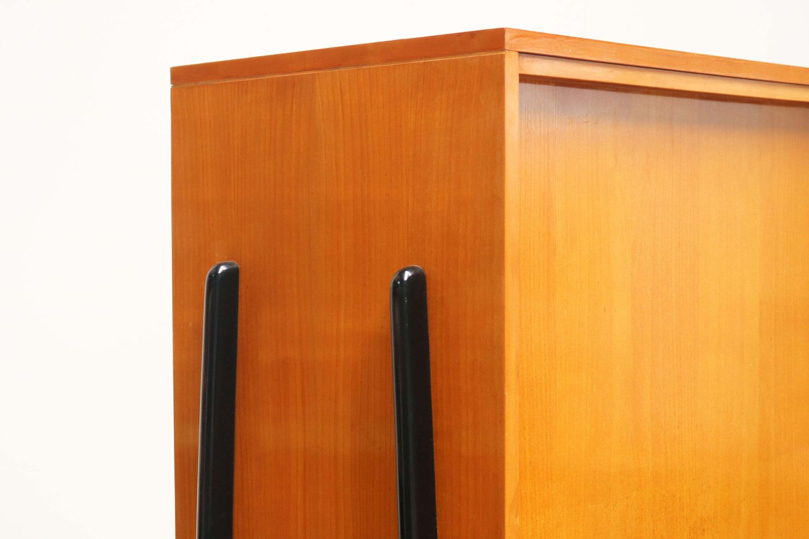 photo furniture Rare Belgium Mid Century Design Highboard By Alfred Hendrickx For Belform 1958