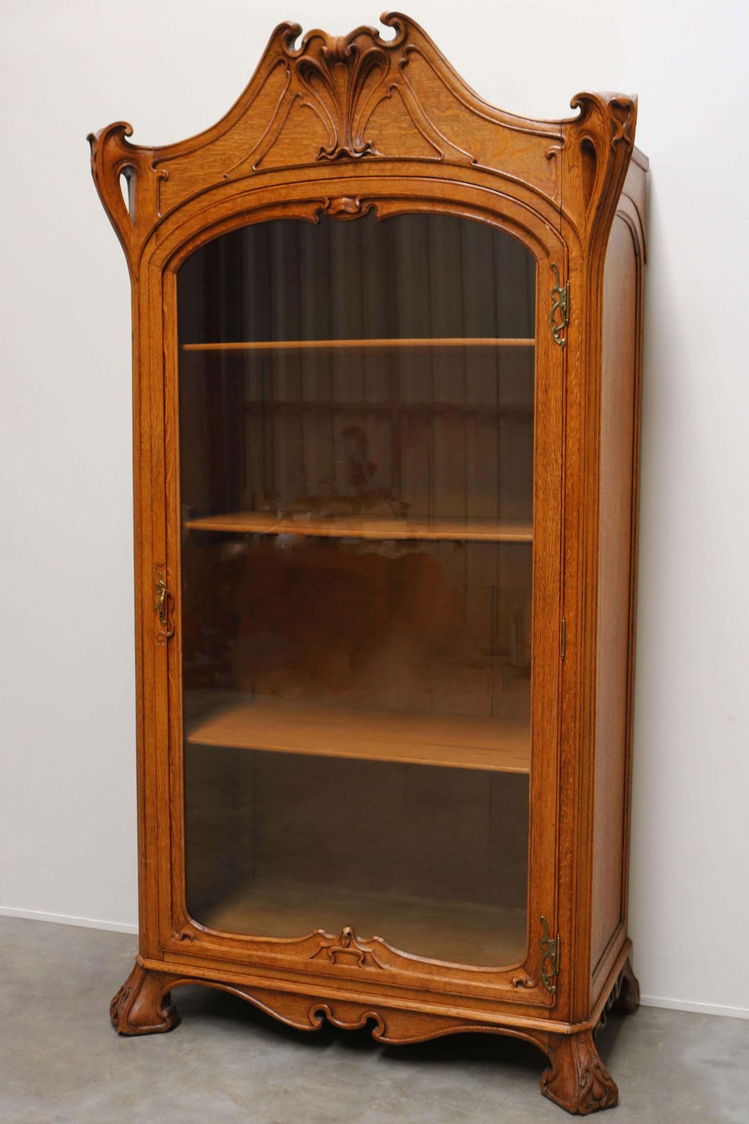 Antiek Frans Art Nouveau Kabinet Door Henri Sauvage, 1900 – Eiken Vitrinekast photo vintage
