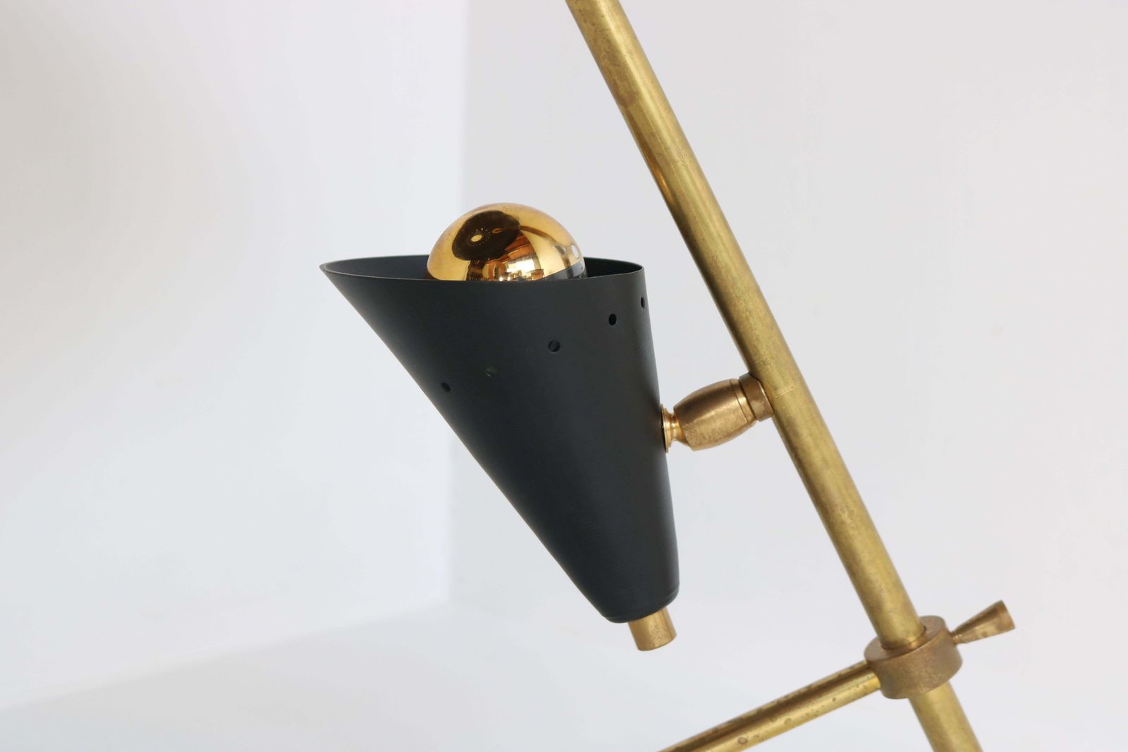 Vintage Design Italian ''Z'' Shaped Desk Lamp Attributed To Stilnovo 1950 Table photo 1019.0
