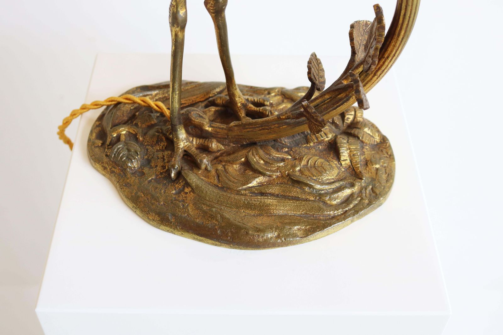 photo furniture Antique French Art Nouveau Table Lamp Heron By Degue 1920 Pate De Verre Bronze