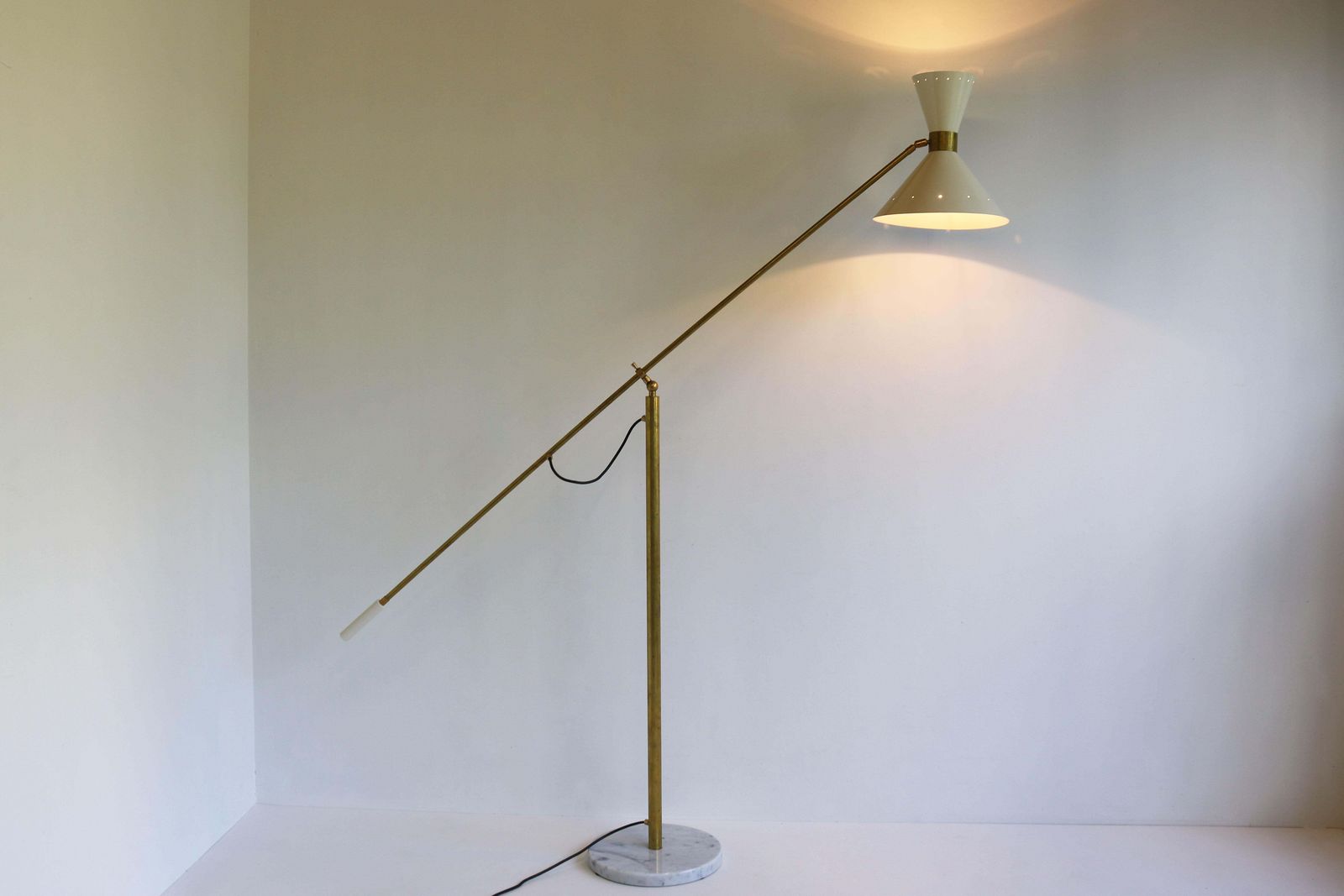 Italian 1950 Vintage Design Floor Lamp Brass With Carrara Marble Stilnovo Style photo vinterior