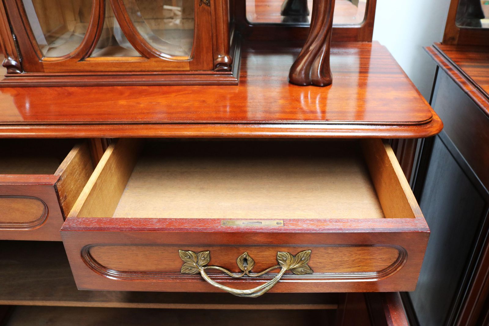 photo vintage Monumental Pair Of Art Nouveau Buffet Cabinets By Maison Gouffé Jeune 1902 Paris