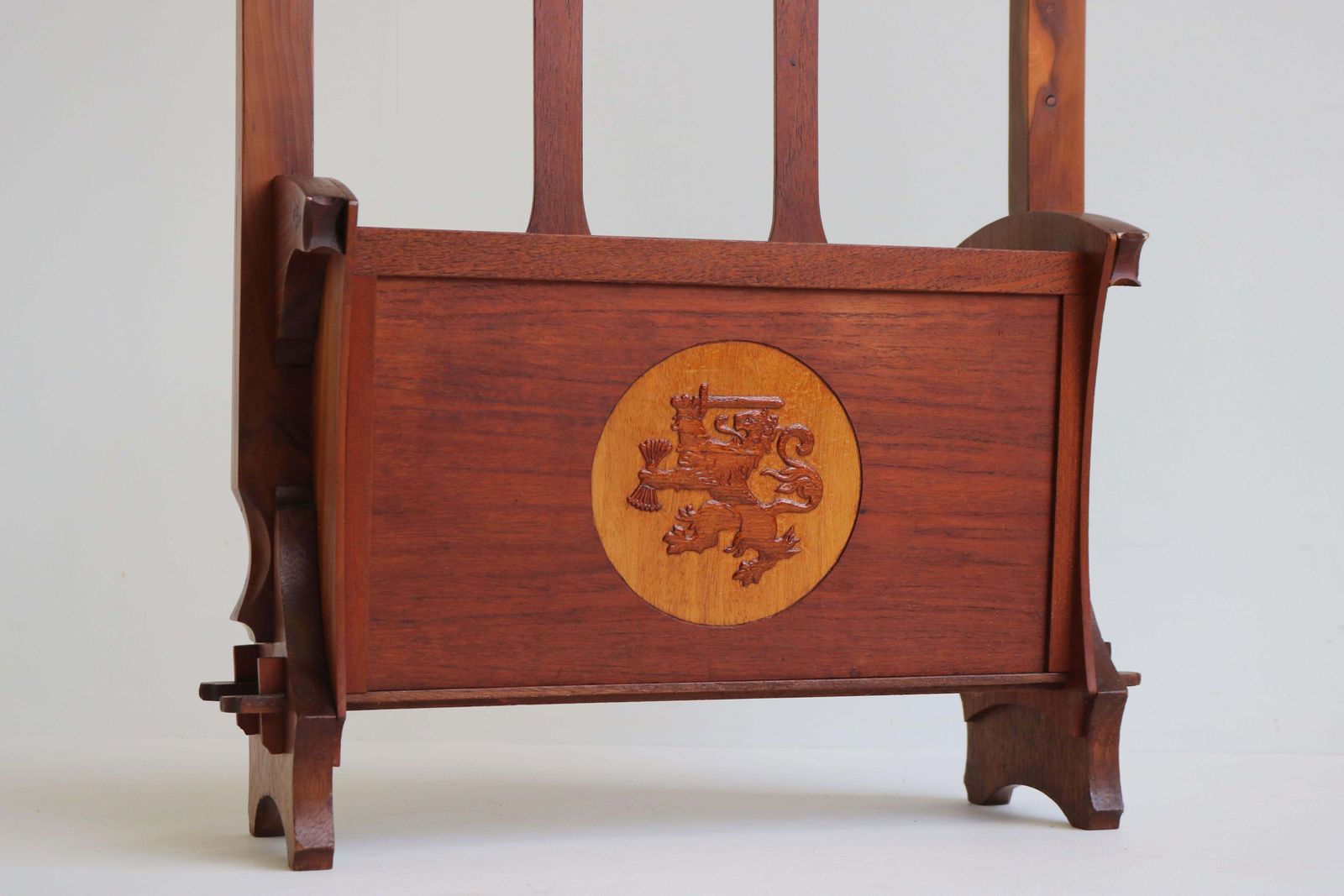 photo furniture Antique Dutch Amsterdam School 1920 Magazine Rack / Stand Arts & Crafts Owl Teak