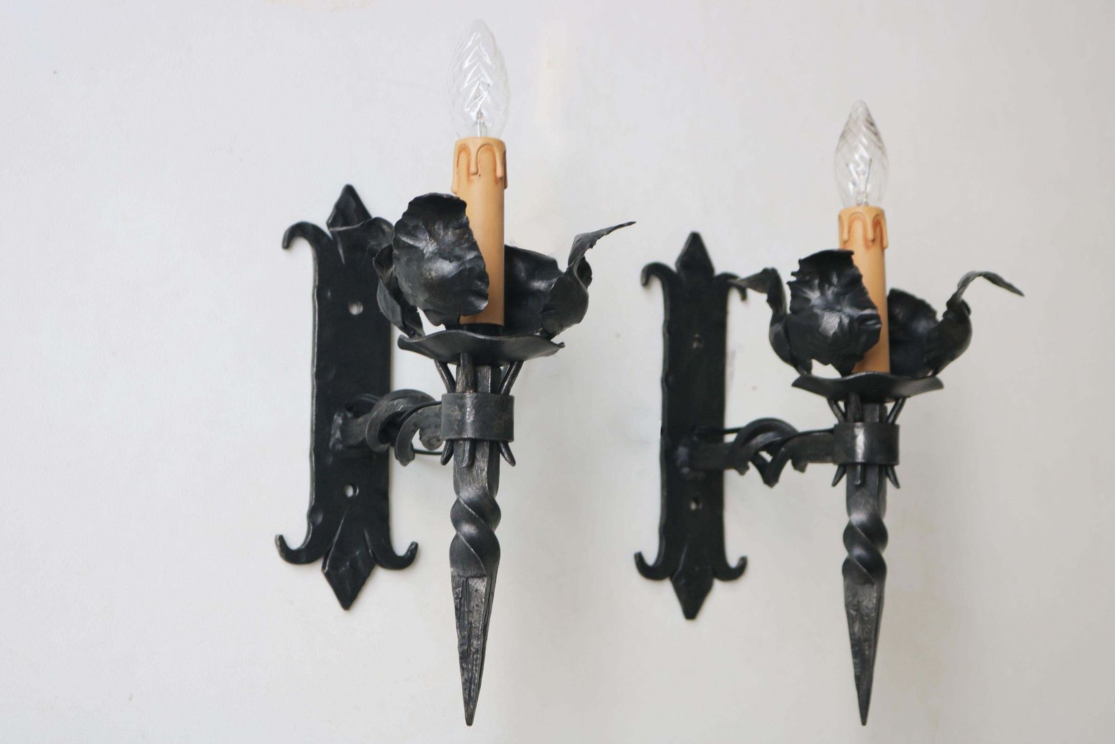 3283.0 Set Of Six Antique Spanish Gothic Revival Wall Light / Wall Sconce Wrought Iron photo