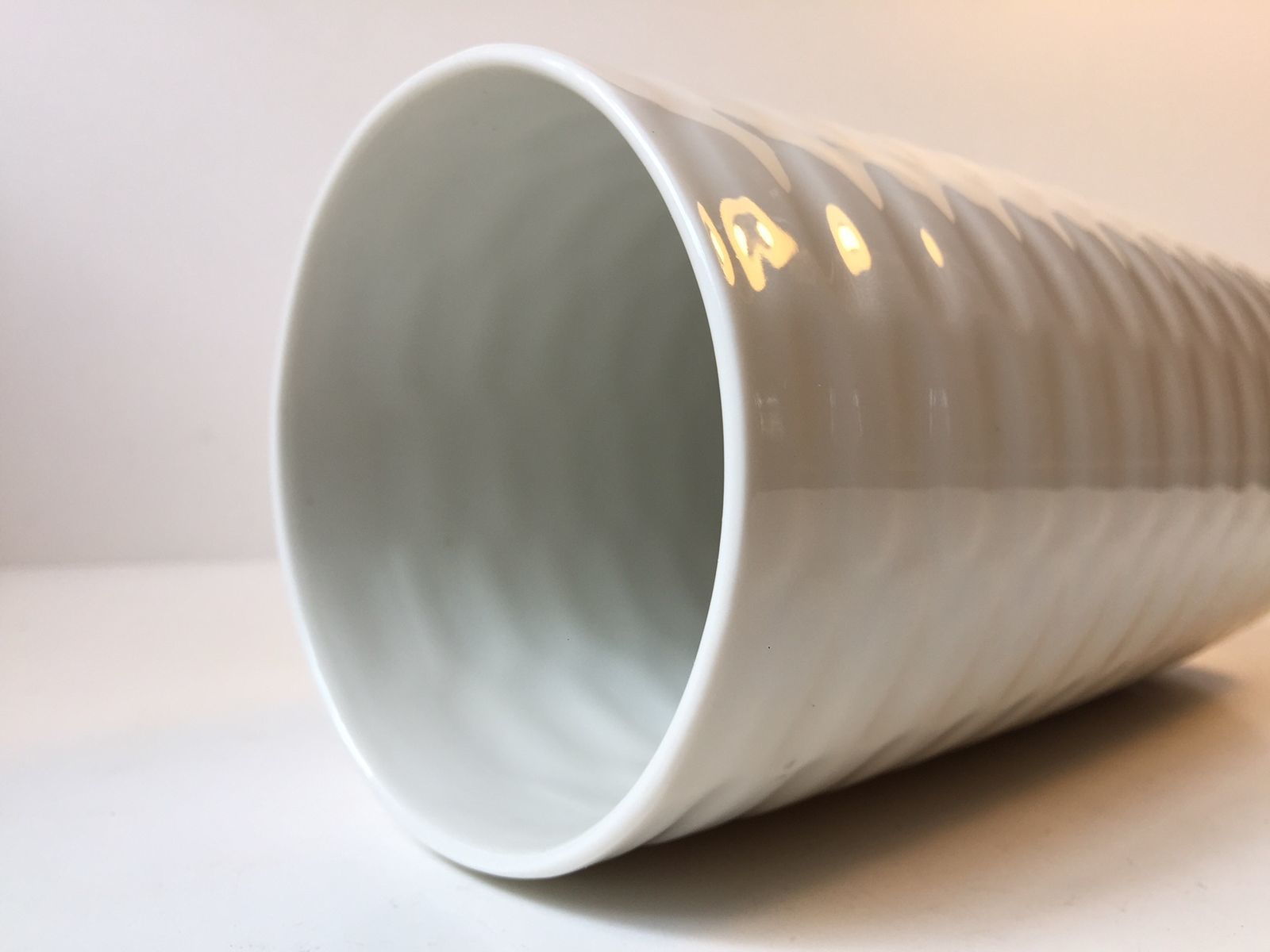 Danish Modern White Celadon Vase By Anni Jeppesen For Royal Copenhagen, 1970s photo Home Decor