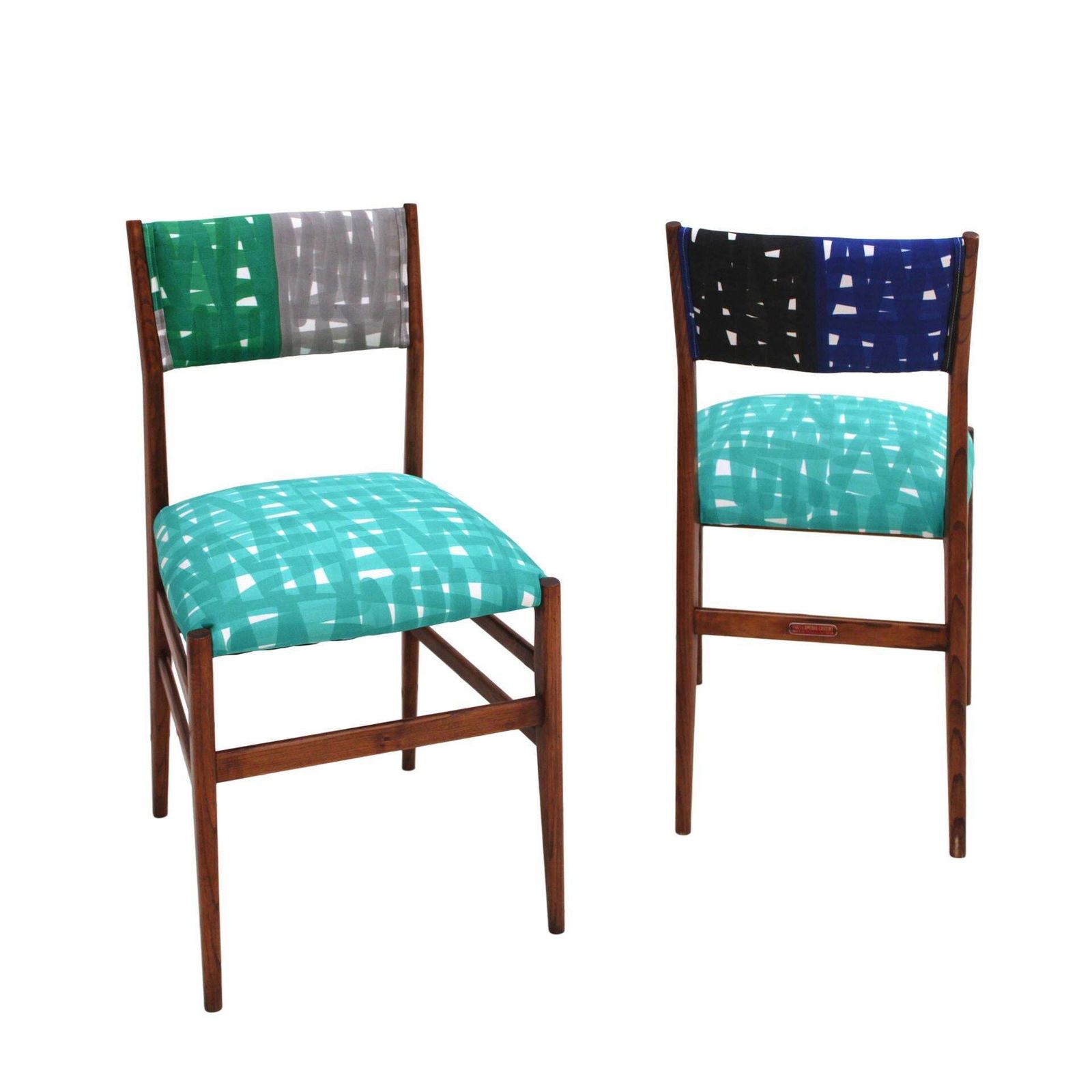 Mid Century Gio Ponti Set Of Two ‘Leggera 646’ Ashwood Italian Chairs, 1951 photo for sale