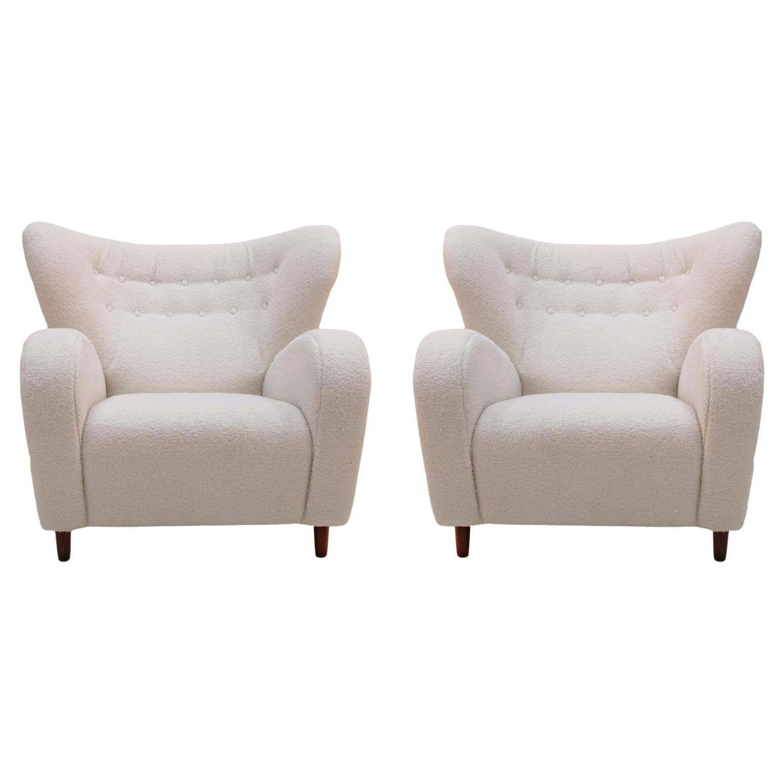 Late 20th Century White Wool And Solid Wood Pair Of Armchairs, Norway