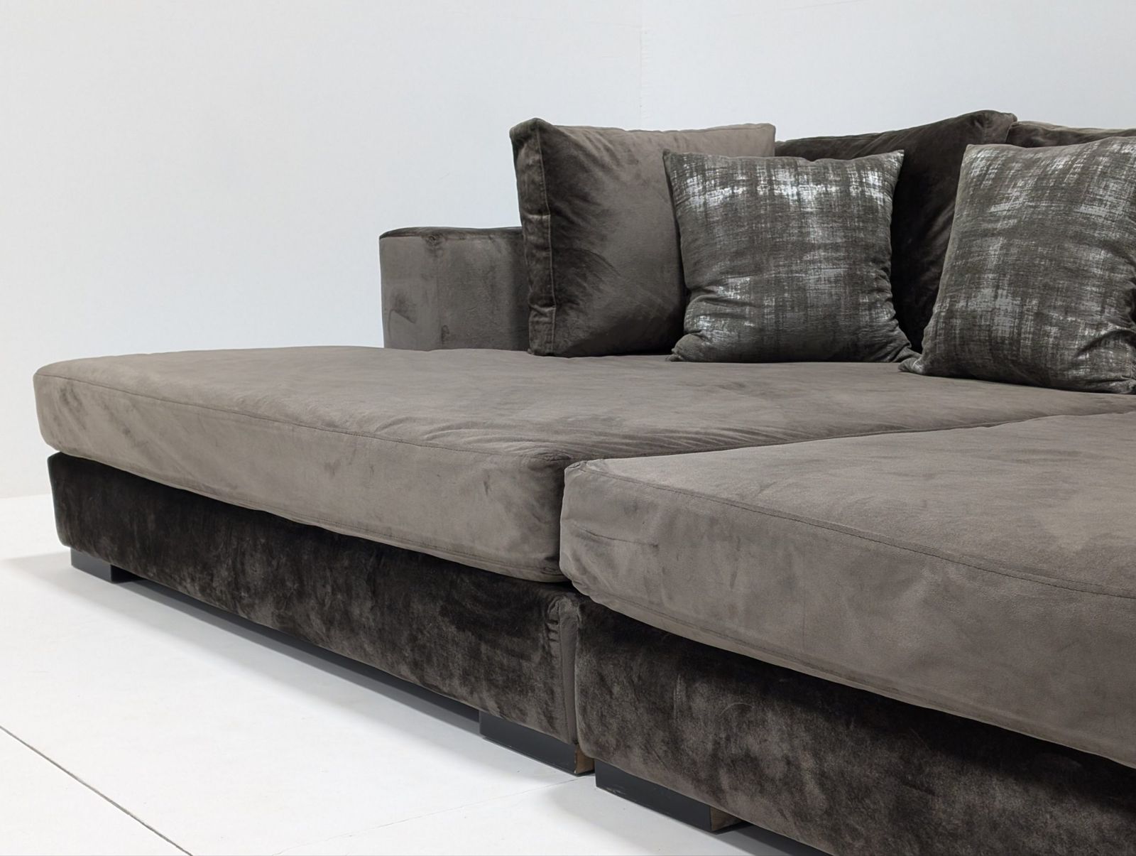 Furniture Extra Large Cinema Sofa Chaises photo