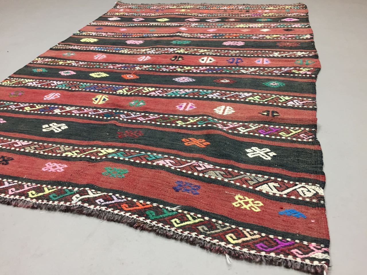 photo furniture Vintage Turkish Moroccan Kilim Rug 168x121cm Kelim Shabby Chic Old Wool