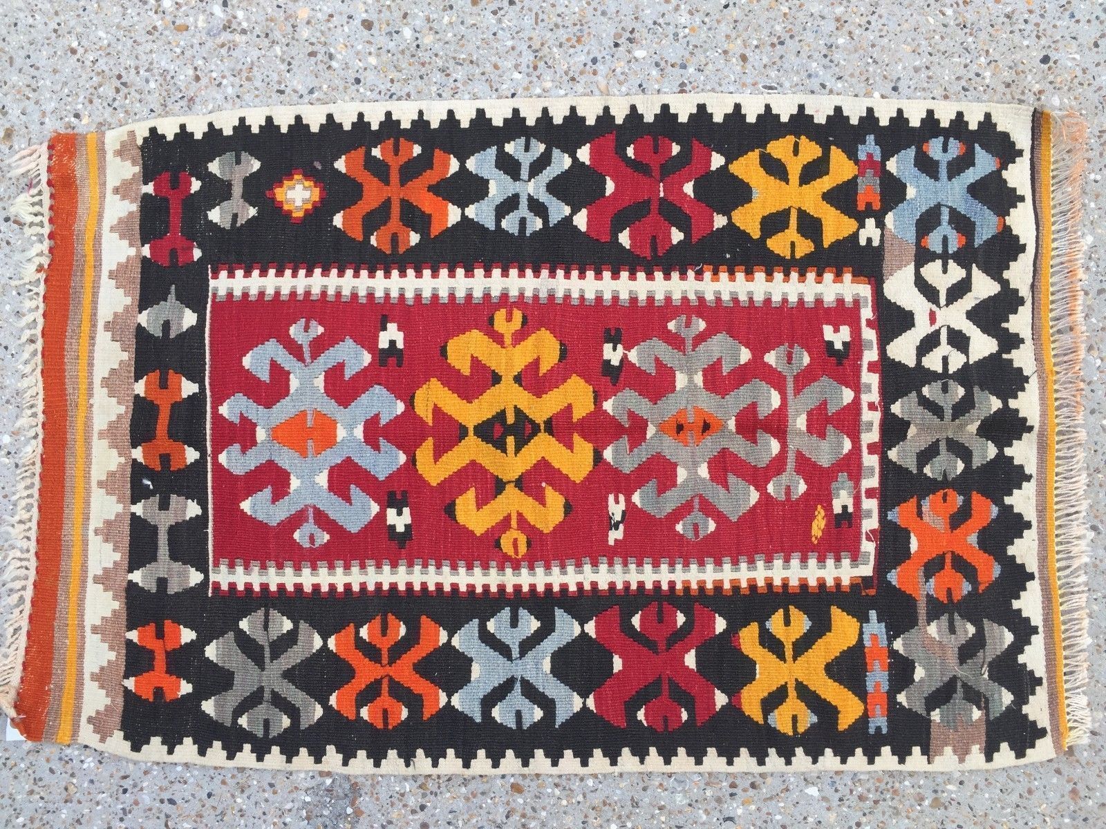 Antique Turkish Kilim Rug 120x79cm Shabby Vintage Old Wool Country Home Kelim photo for sale