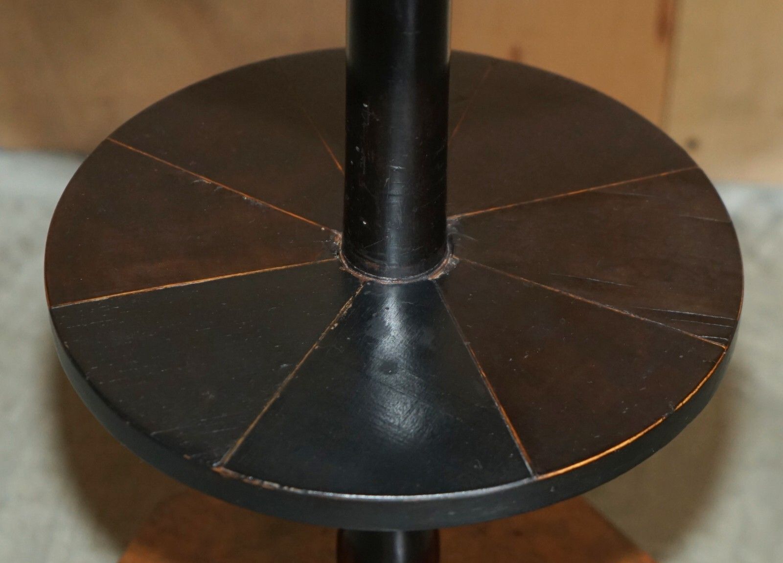 photo furniture Exquisite Antique Victorian Hexagonal Burr Walnut Three Tiered Side End Table
