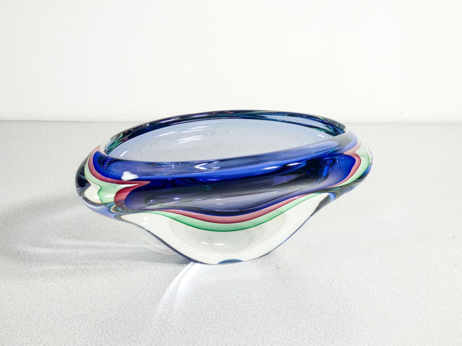 photo furniture Murano Polychrome Blown Glass Vase, Submerged Series By Franco Schiavon.
