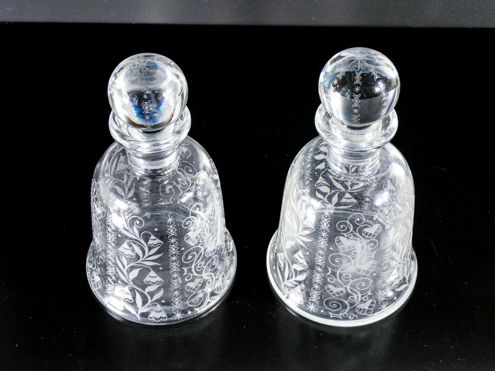 Pair Of Baccarat Crystal Bottles, Morivo Argentina. France, 1940s photo 741.0