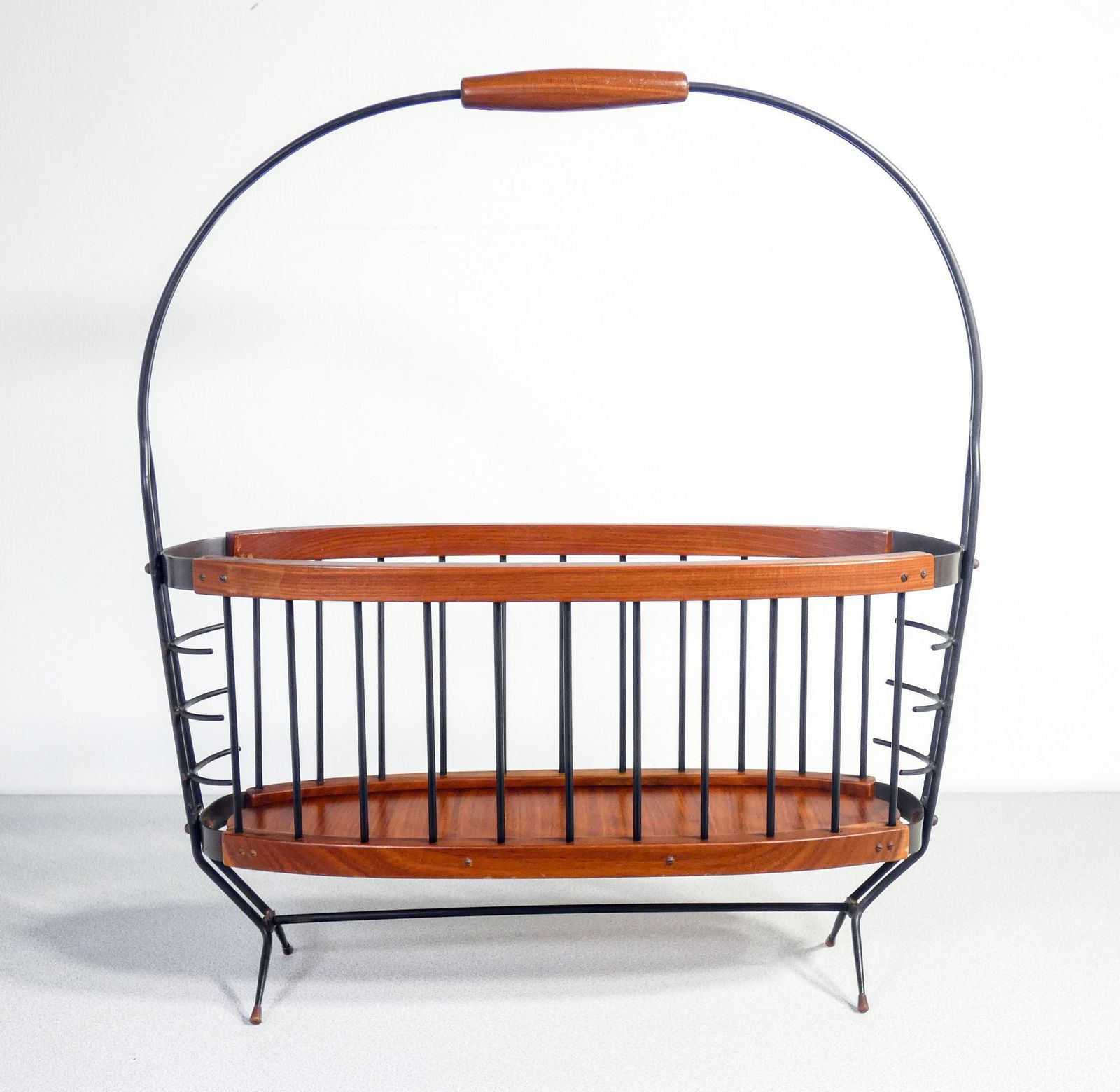 Italian Design Magazine Rack Made Of Wood And Metal. Italy, 50s photo 213.0