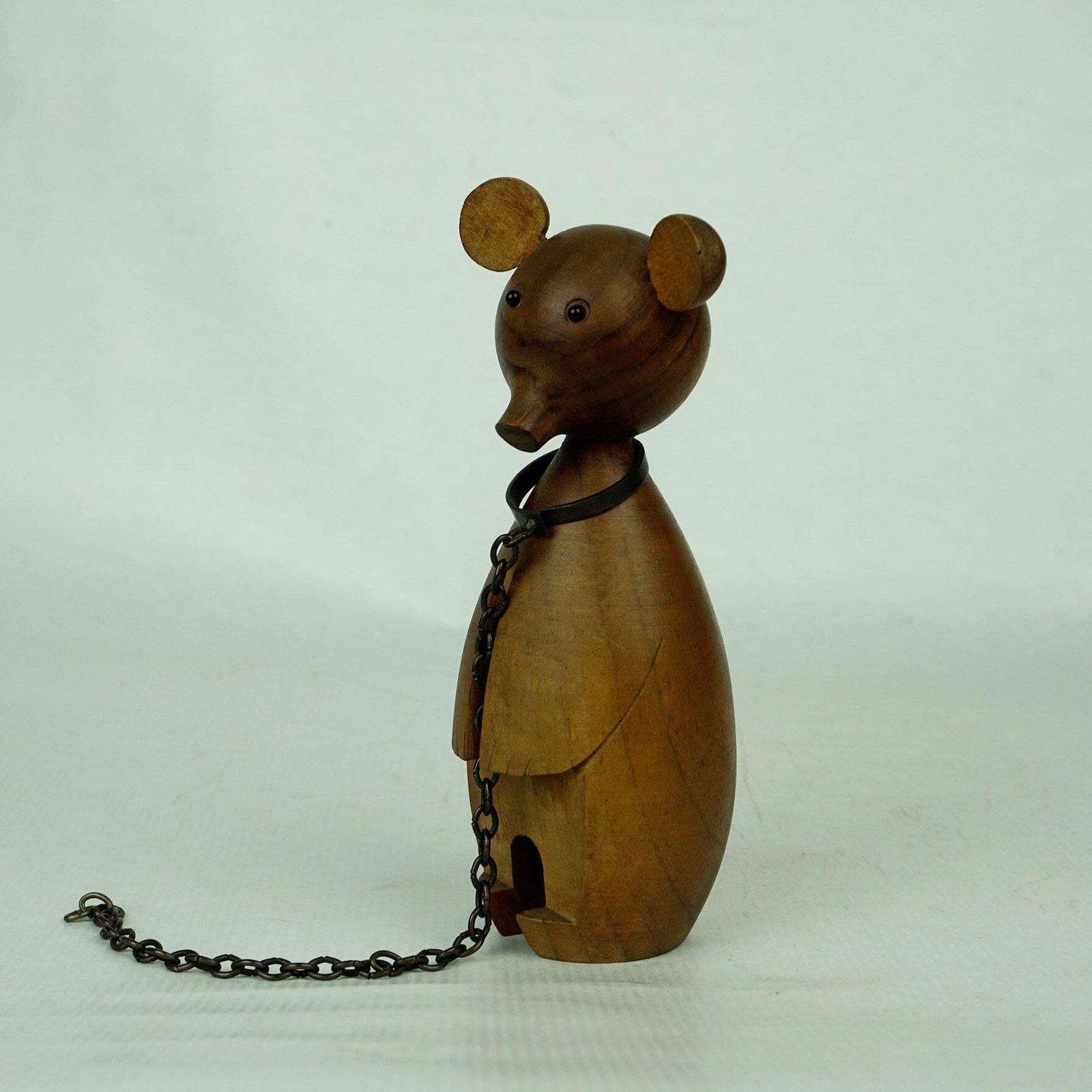 Austrian Midcentury Walnut Bear On A Chain By Werkstätte Hagenauer photo 1023.0