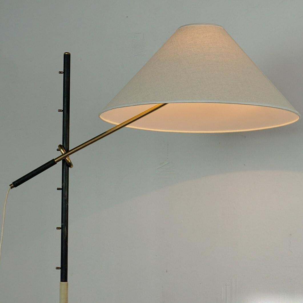 2642.0 Austrian Midcentury Brass Floor Lamp Mod. 2097 Pelikan By J.T. Kalmar photo