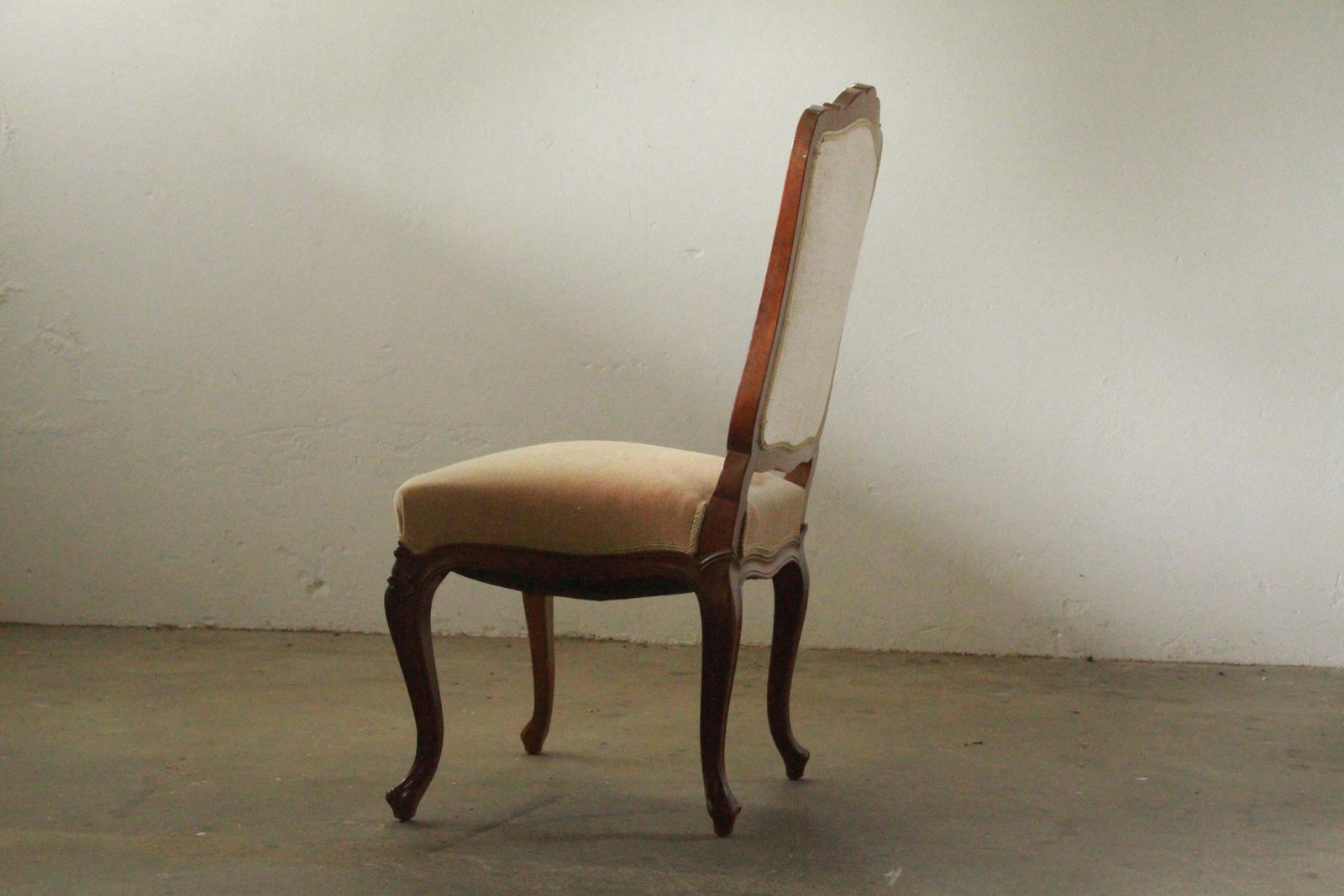 photo buy Antique Louis XV Chairs, French